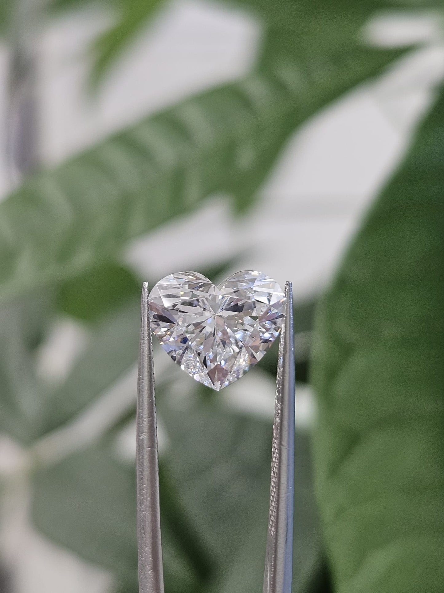 IGI 3.08CT HEART D VS1