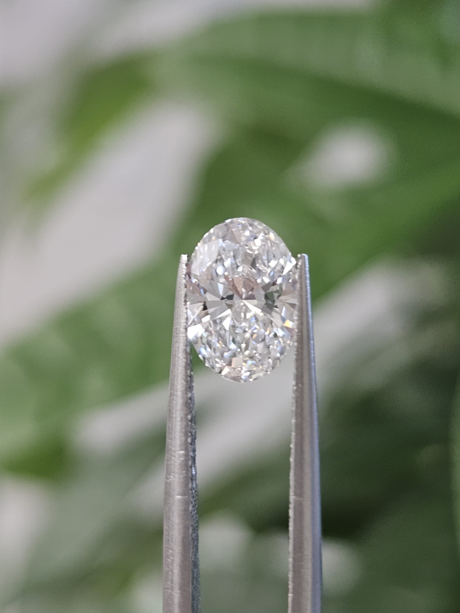 IGI 1.08CT OVAL D VVS2