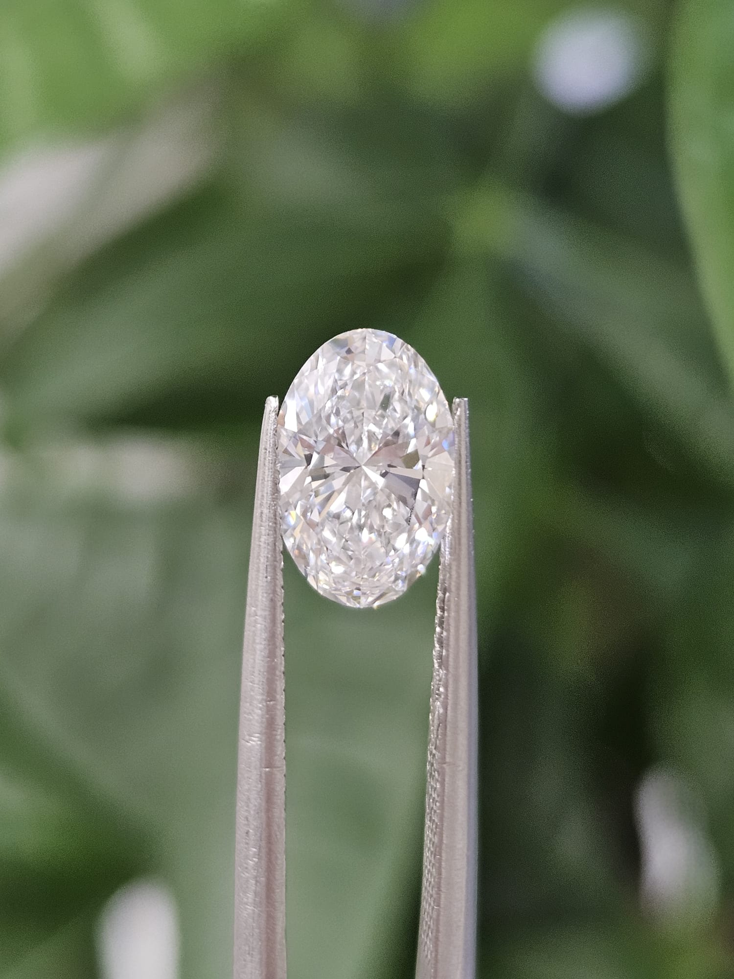 IGI 1.27CT OVAL D VS1