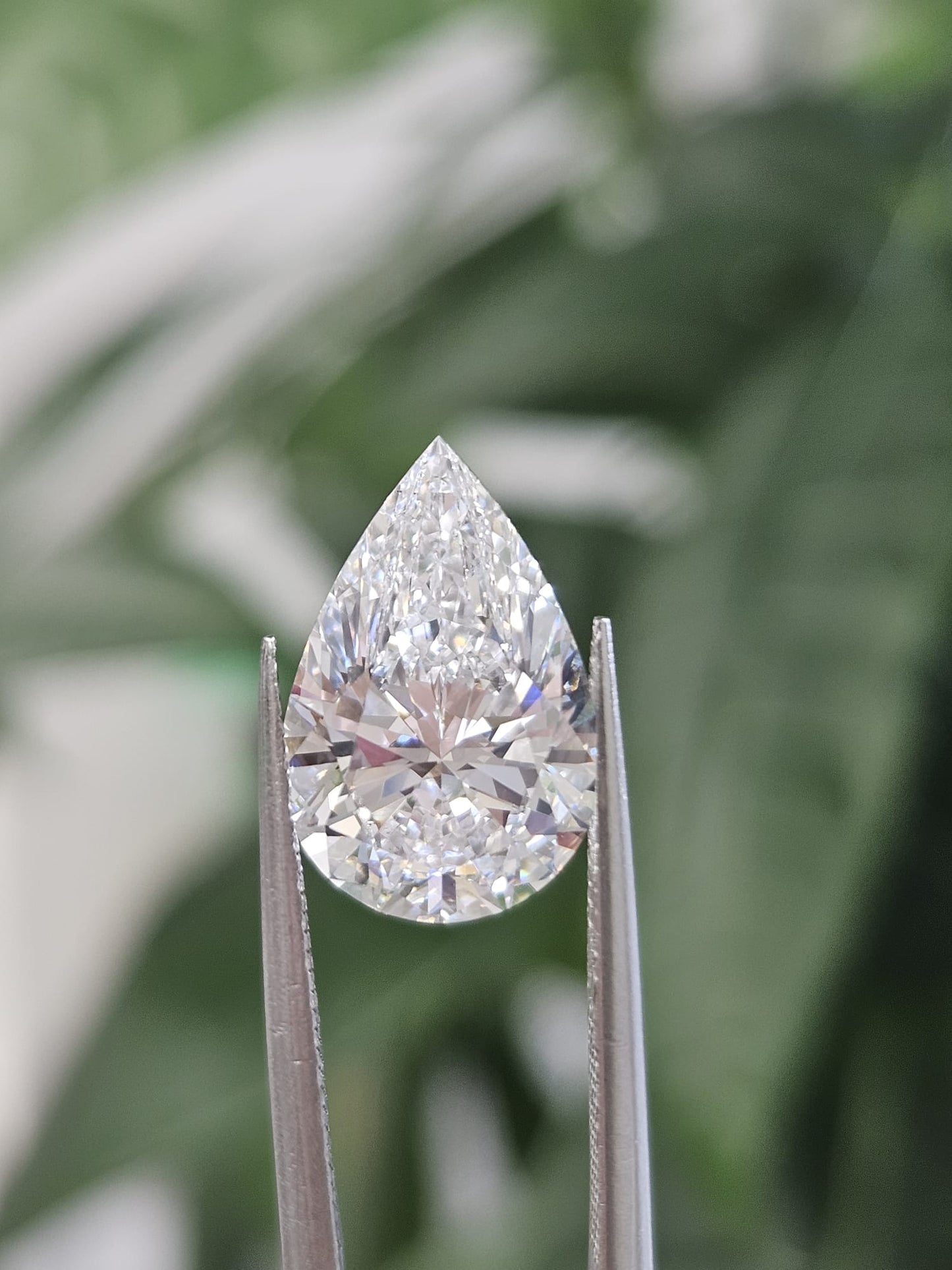 IGI 4CT PEAR F VS1