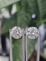IGI 2.56CT ROUND PAIR D VS1