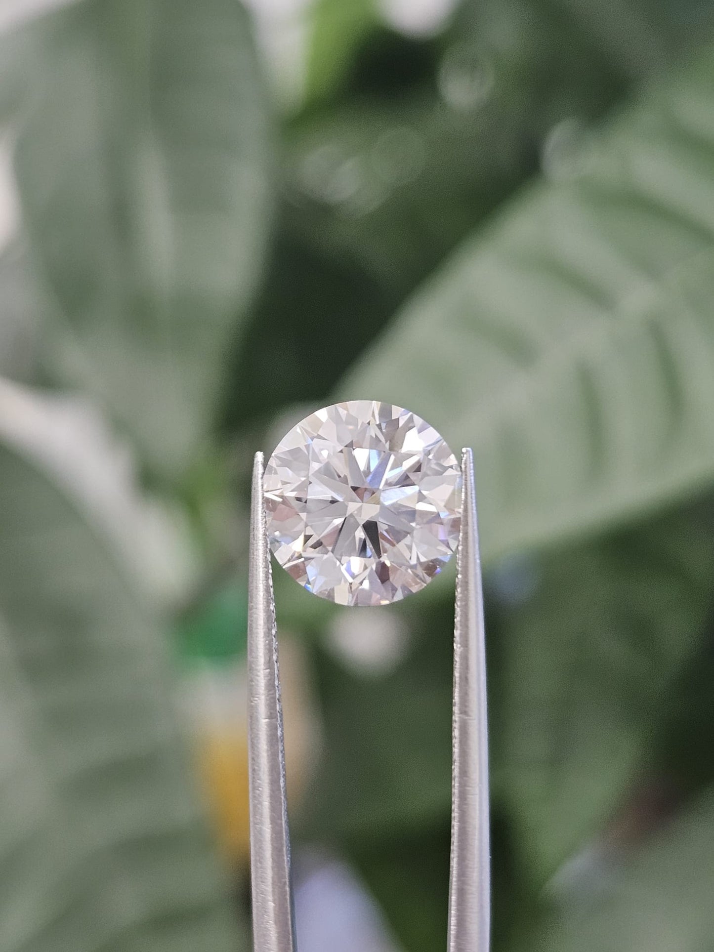 IGI 2.23CT ROUND PAIR D VS1