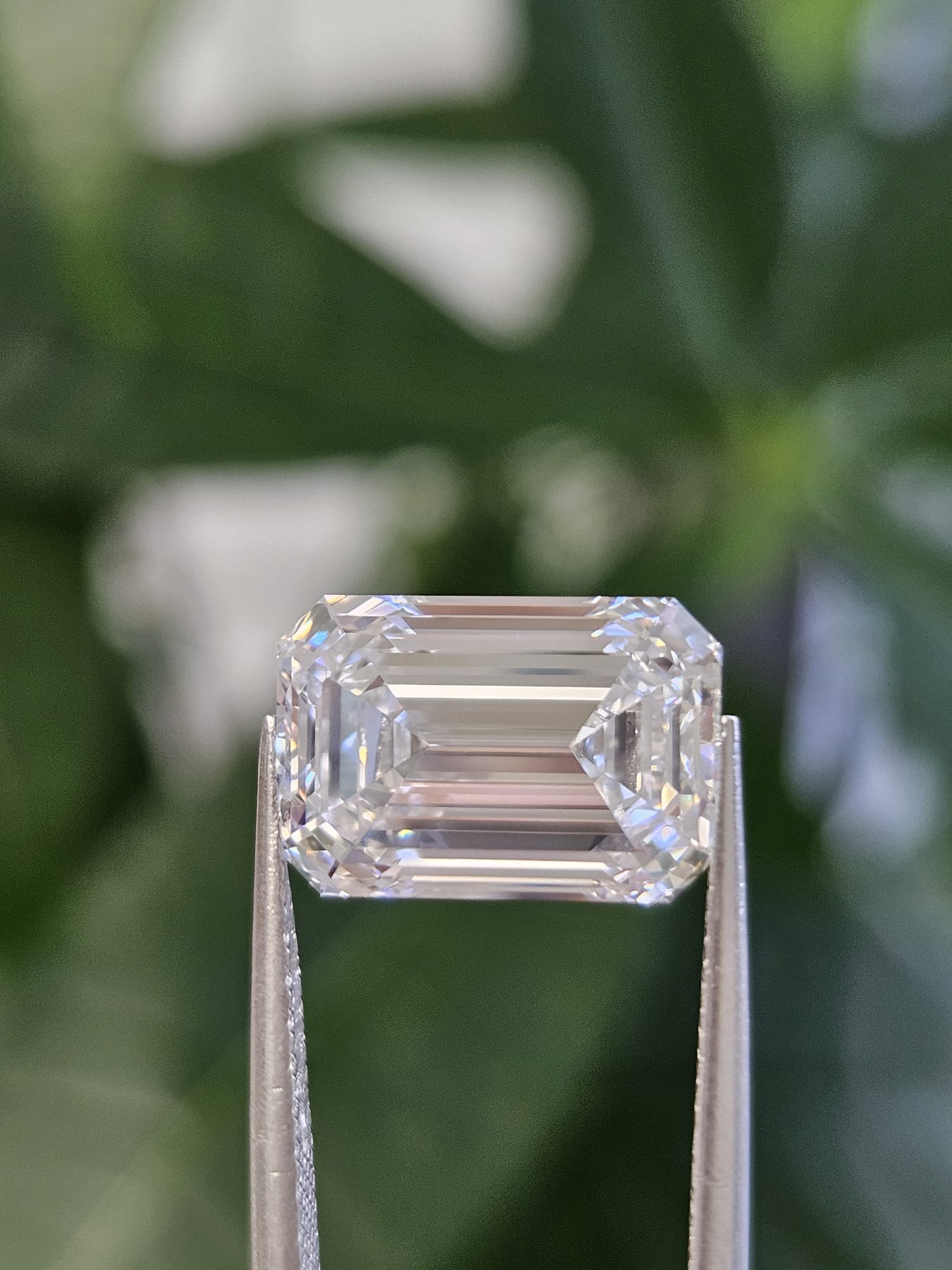 IGI 5.07CT EMERALD D VVS2