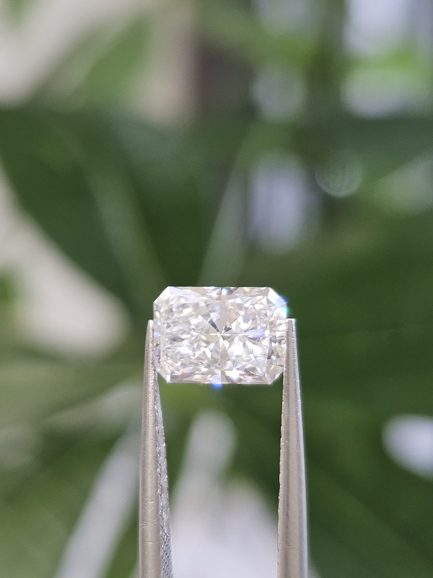 1.12CT RADIANT E VS1