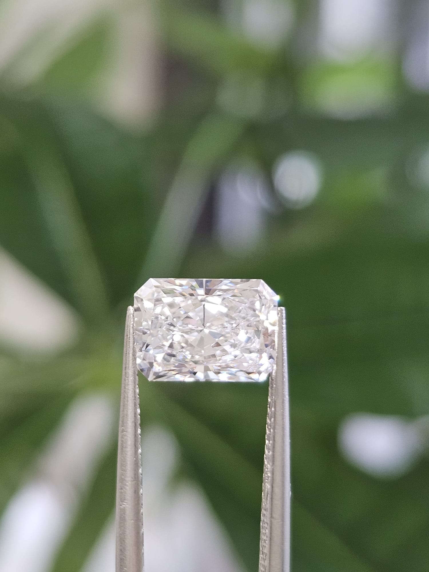 1.59CT RADIANT E VVS2