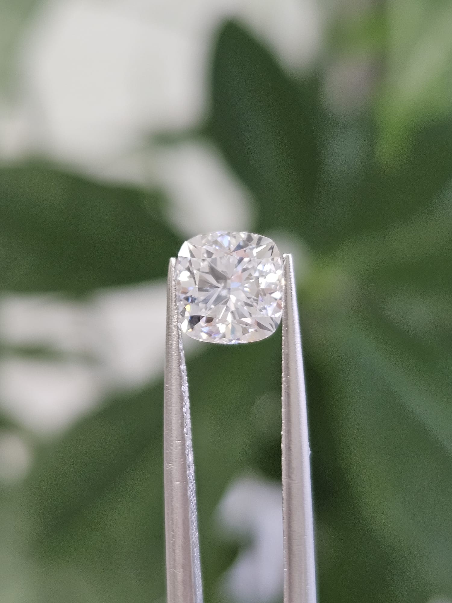 1.04CT SQUARE CUSHION D VVS2