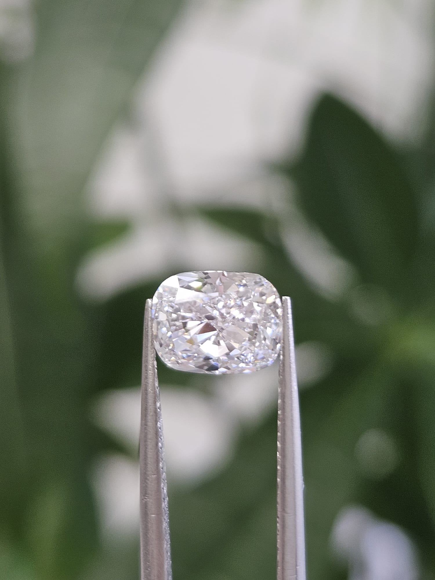 1.55CT CUSHION E VS1