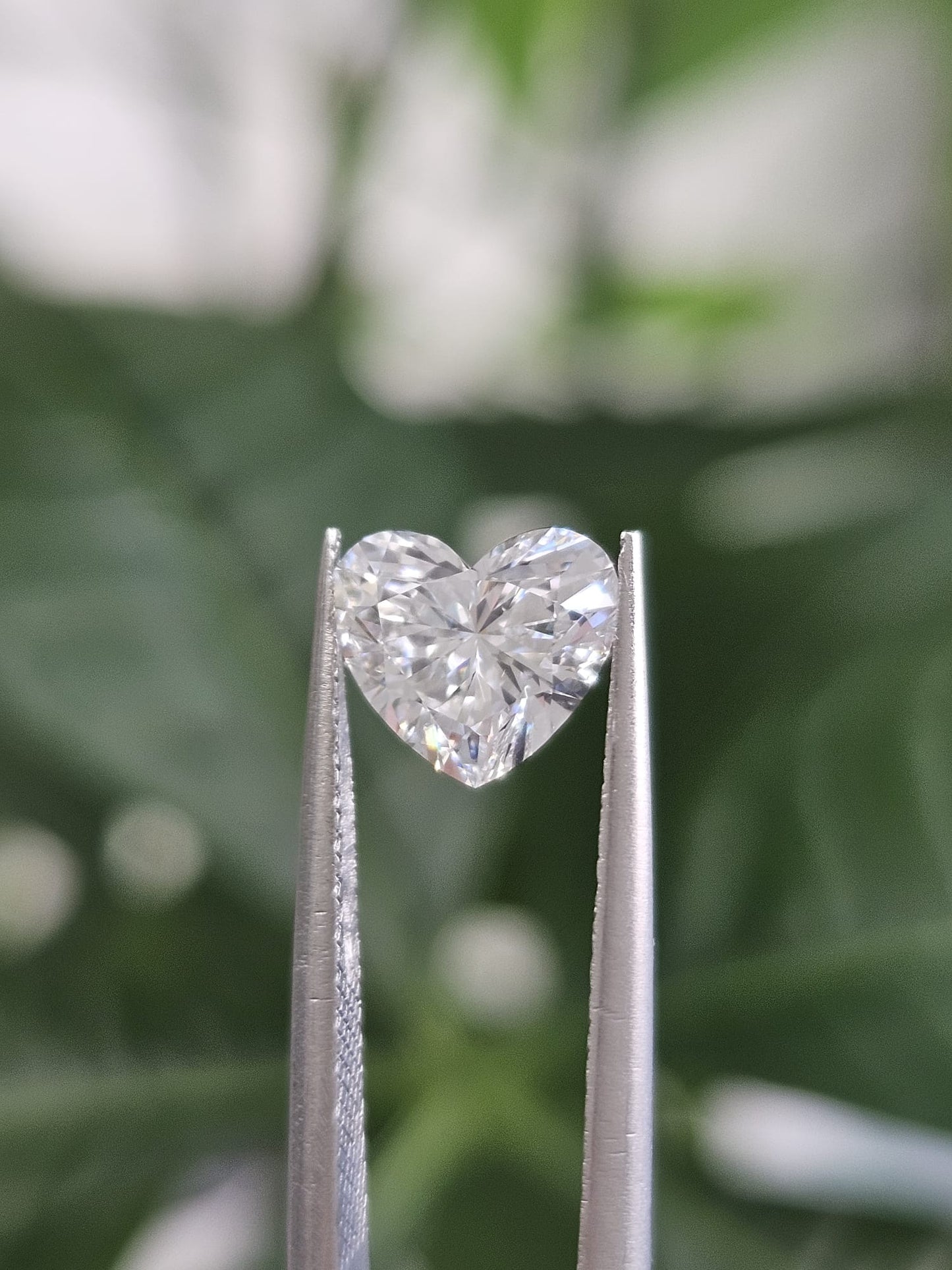 IGI 1.20CT HEART E VS1