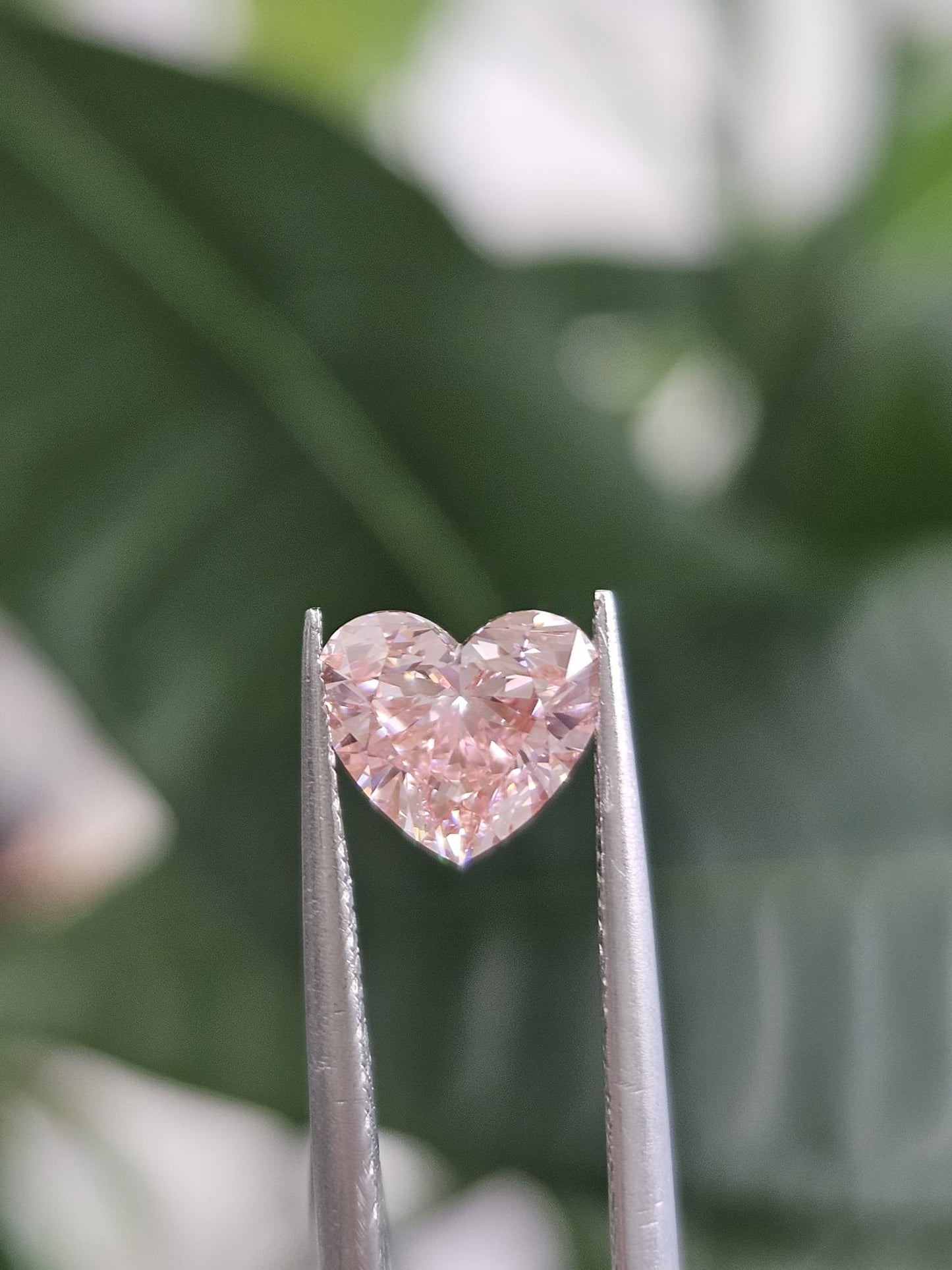 IGI 1.04CT HEART FANCY VIVID PINK VVS2