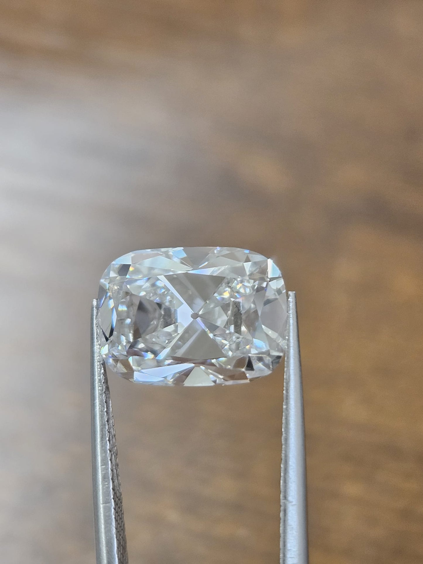 IGI 4.08CT OMC E VVS2