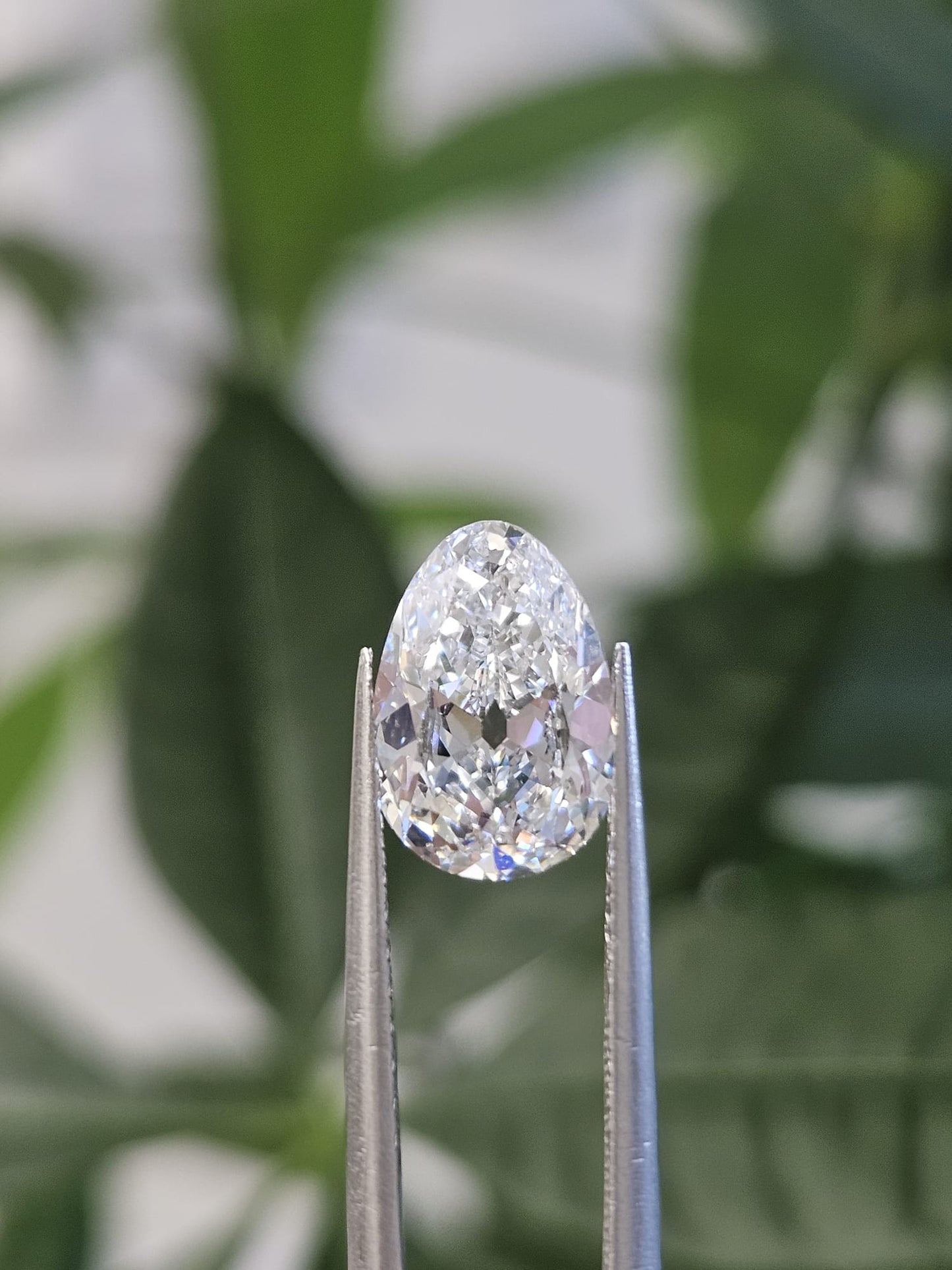IGI 2.58CT ANTIQUE PEAR E VS1