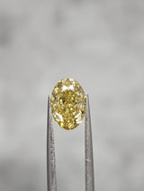 IGI 2.11CT OVAL FANCY VIVID YELLOW VS1