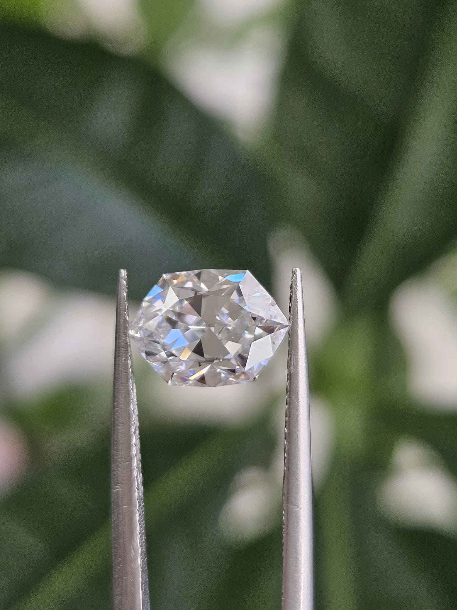 IGI 1.50CT HEXAGONAL D VVS2