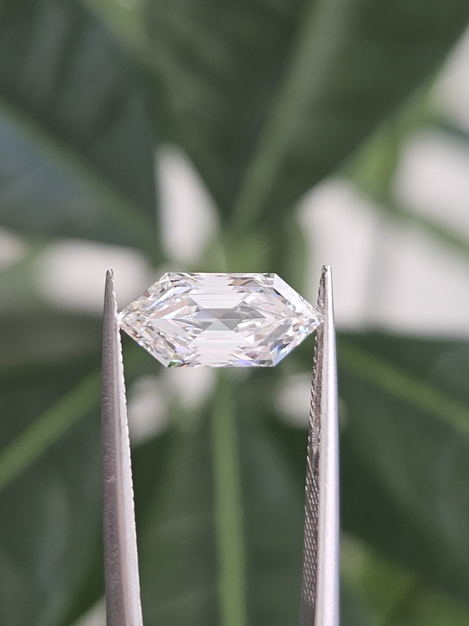 IGI 1.50CT HEXAGONAL J VS1