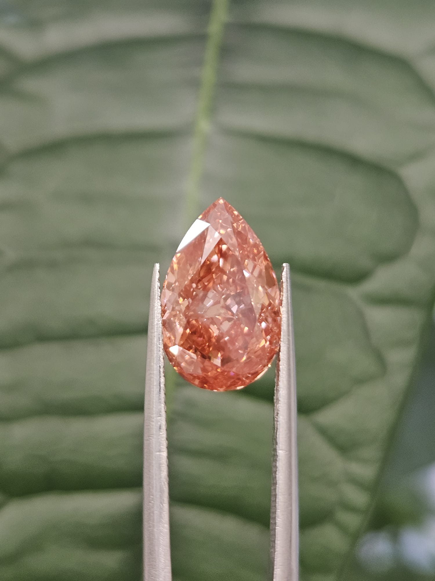 IGI 3.57CT PEAR FANCY VIVID PINK VS1