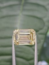IGI 4.65CT EMERALD FANCY INTENSE YELLOW VS1