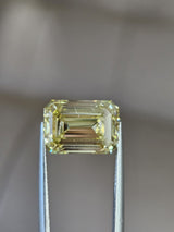 IGI 4.65CT EMERALD FANCY INTENSE YELLOW VS1