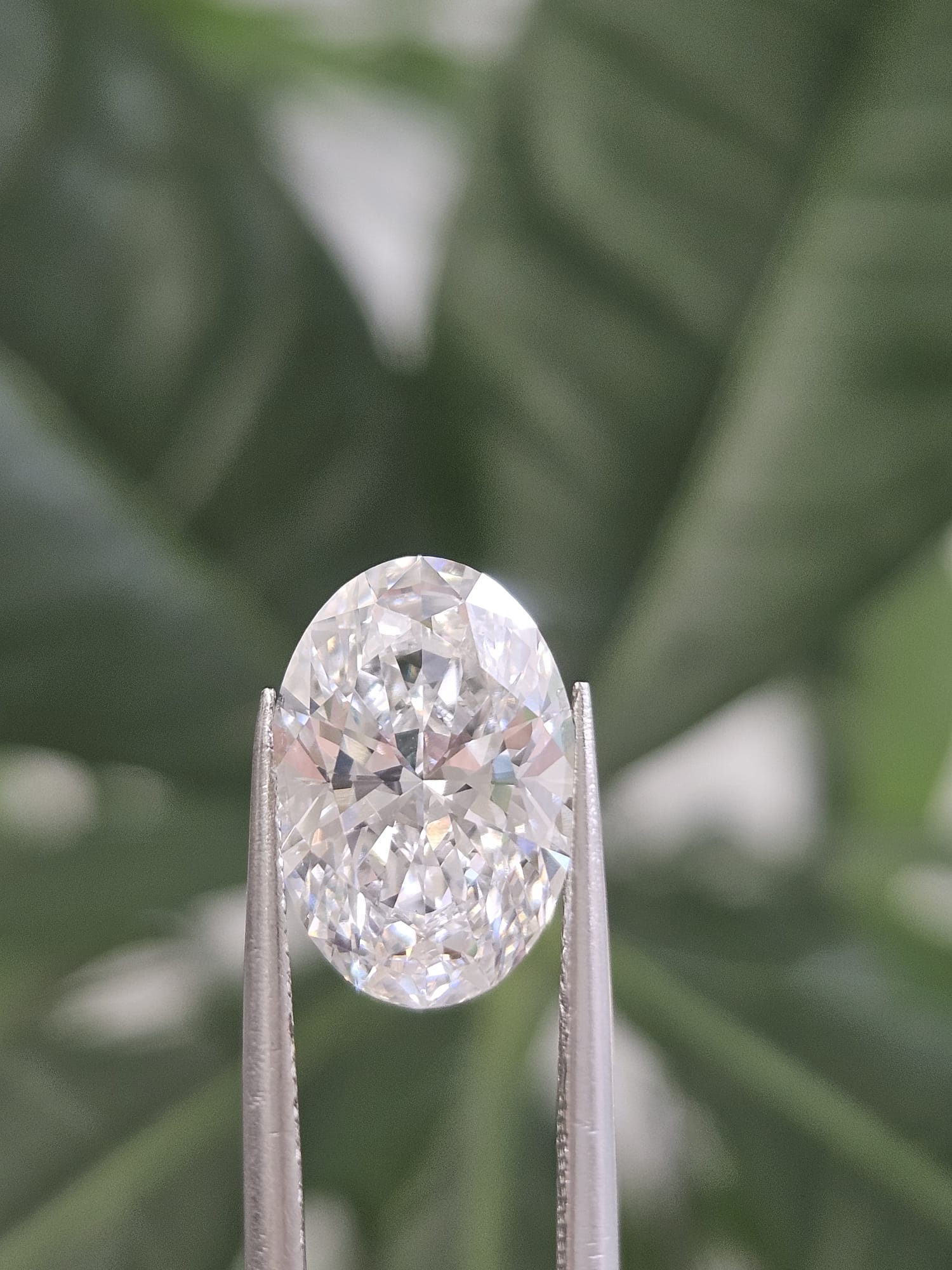 IGI 3.57CT OVAL E VS1