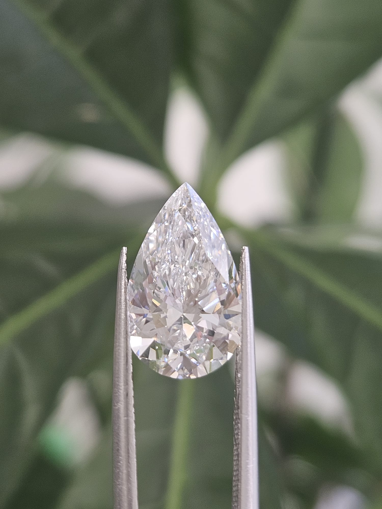 IGI 3.56CT PEAR F VS1
