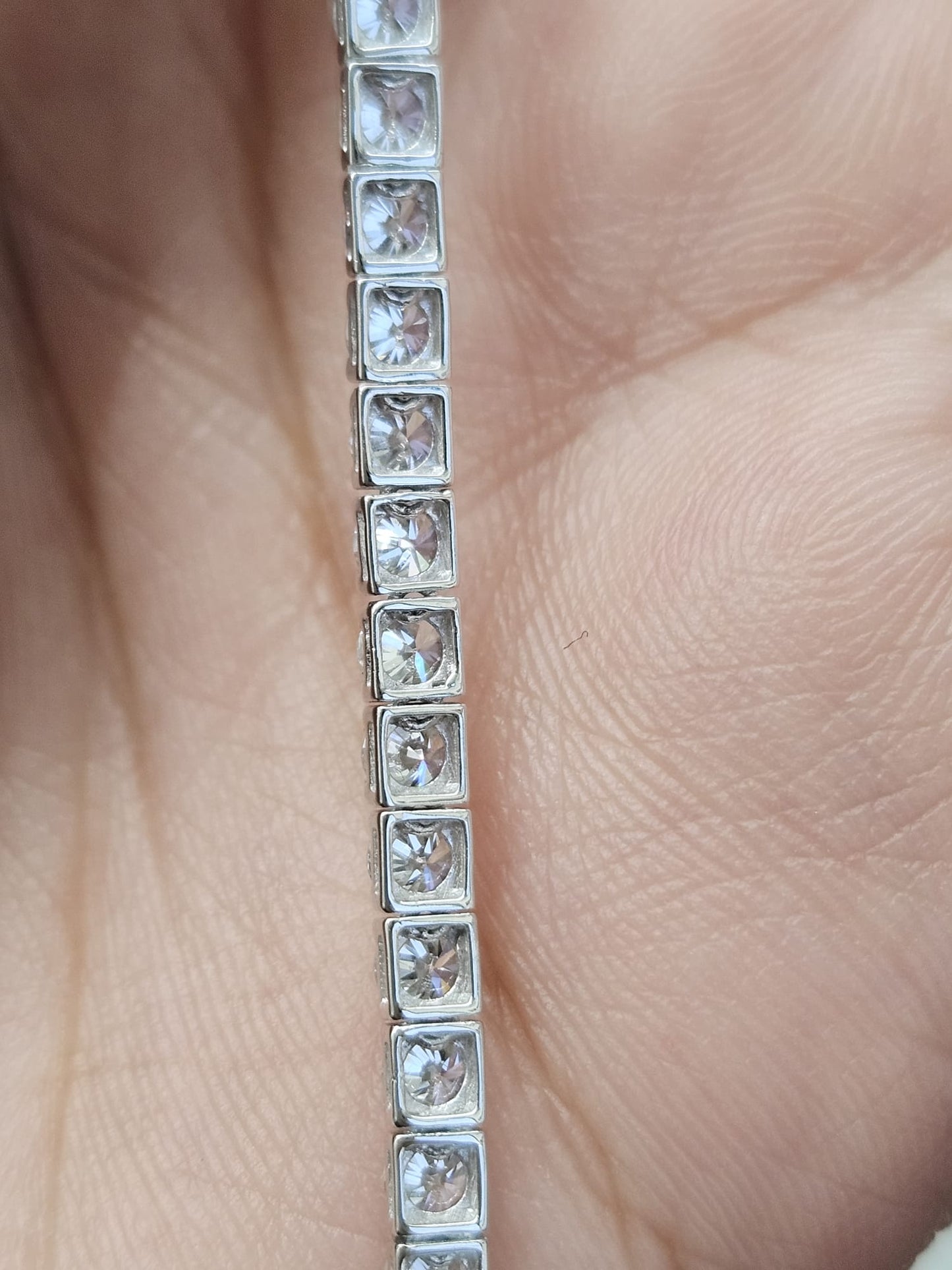 4.95 ct More Flexible Low setting 7 Inches Tennis Bracelet