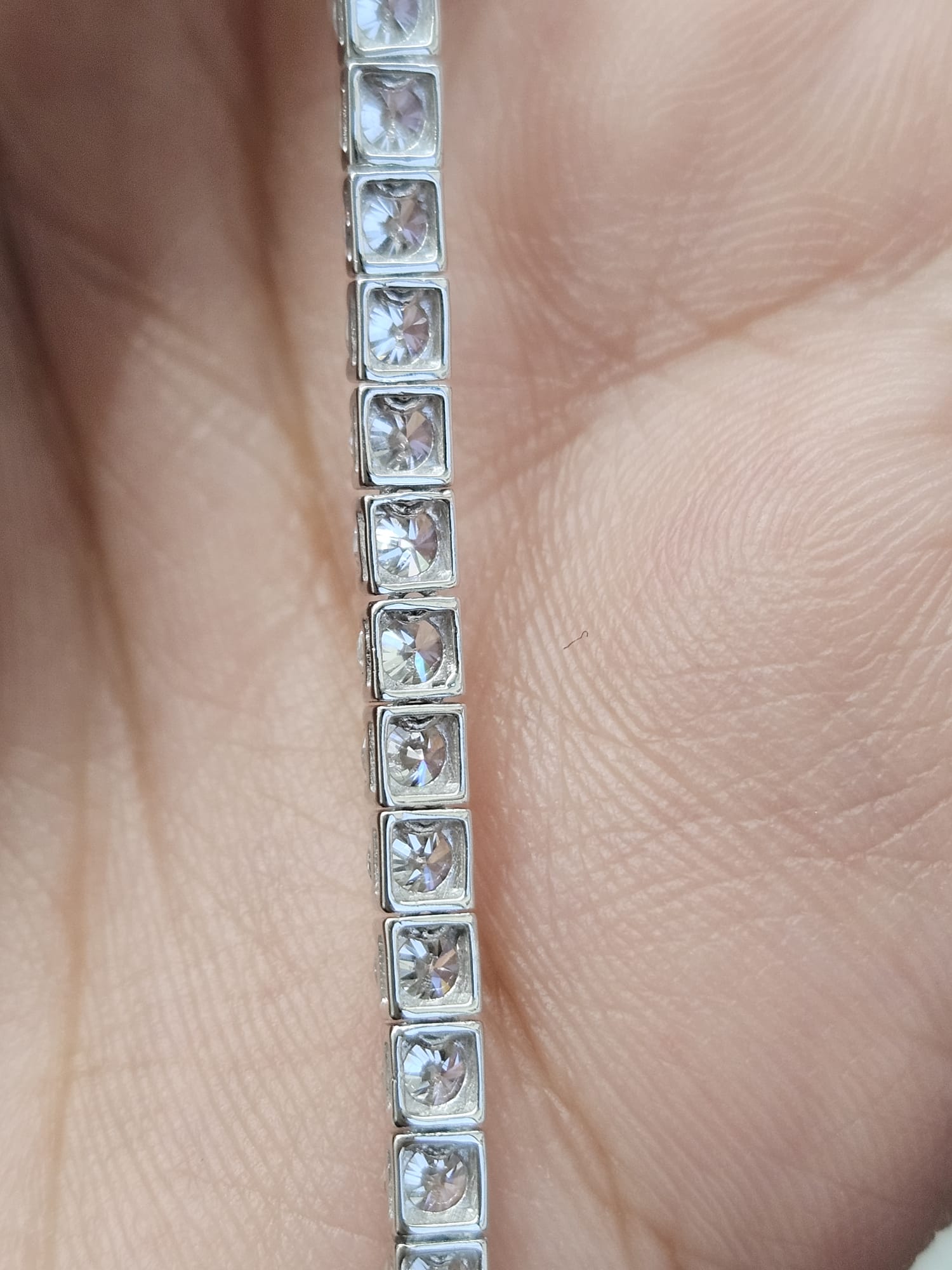 4.95 ct More Flexible Low setting 7 Inches Tennis Bracelet