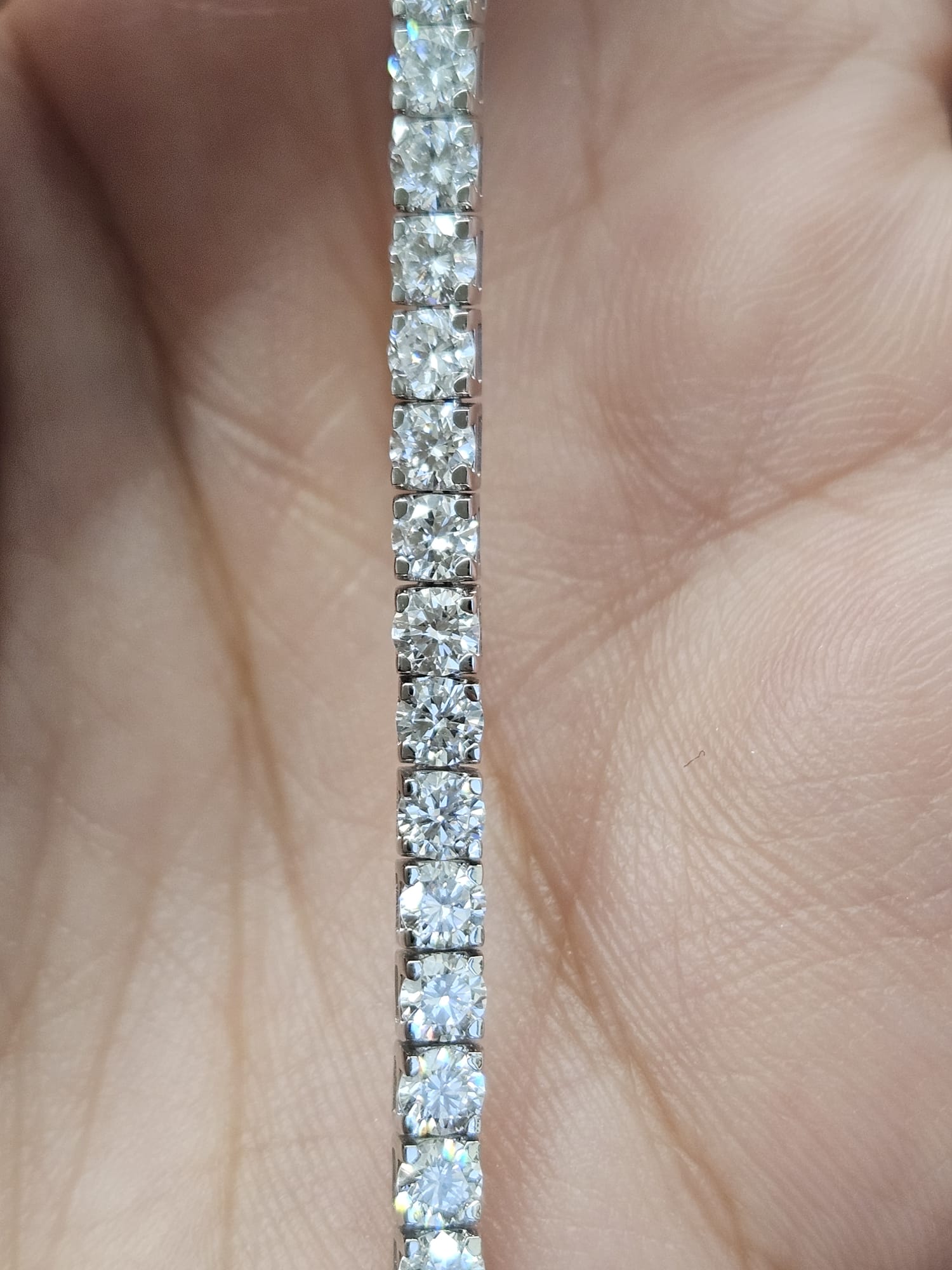 4.95 ct More Flexible Low setting 7 Inches Tennis Bracelet