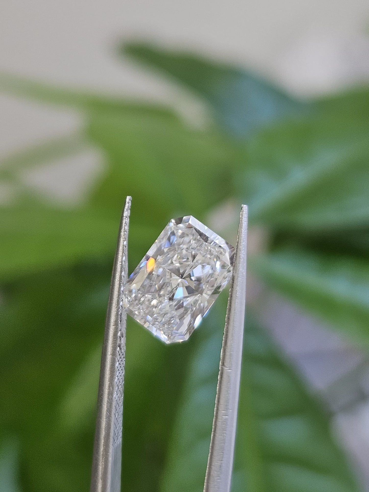 IGI 2.03CT RADIANT E VVS2
