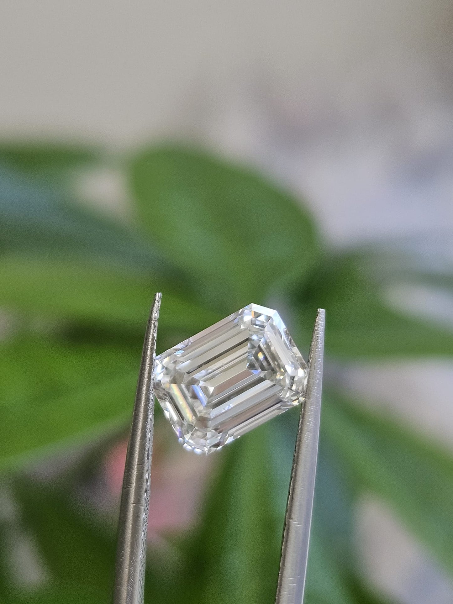 IGI 2.02CT EMERALD F VS1