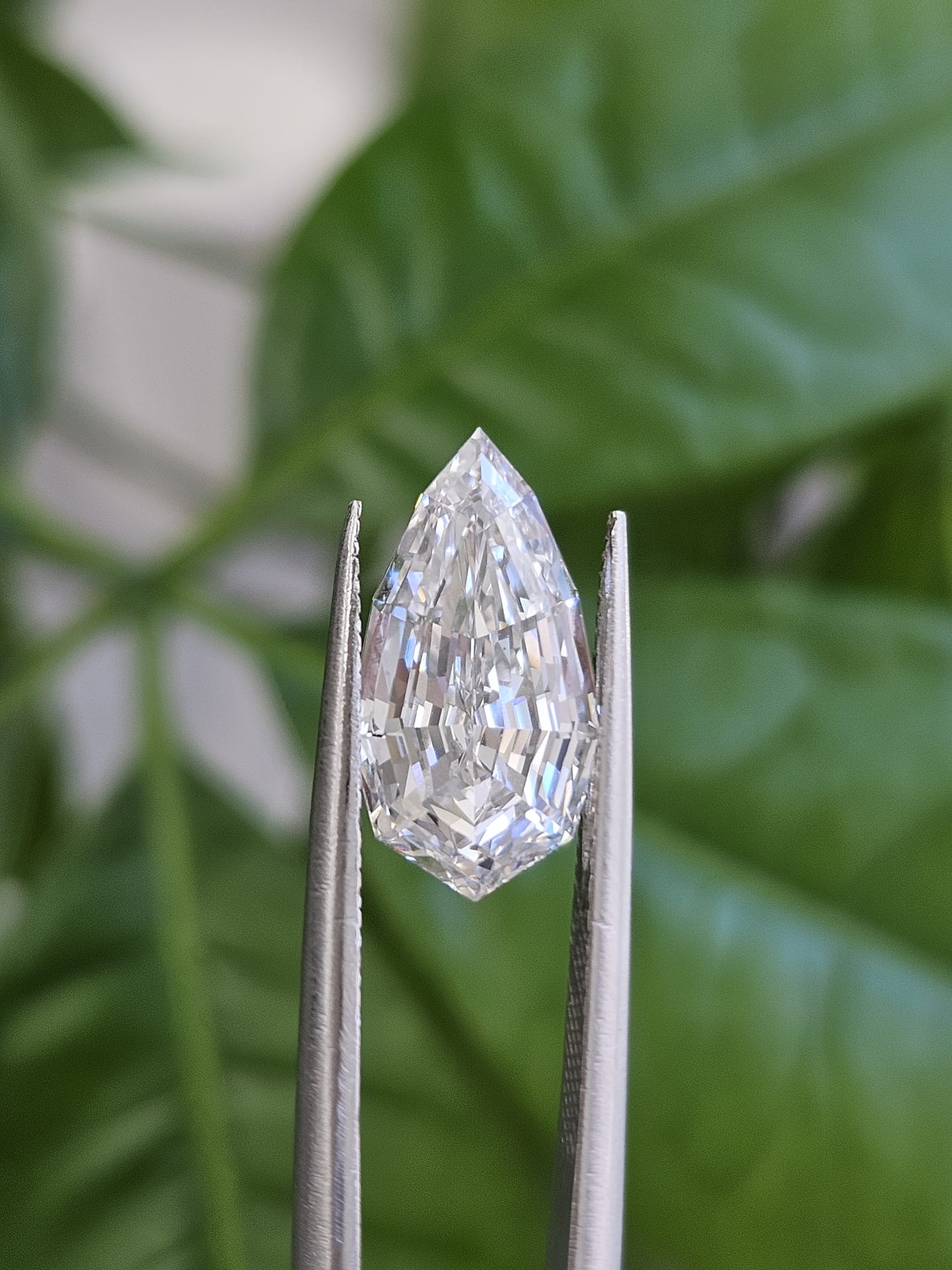 IGI 3.25CT ANTIQUE PEAR F VS1