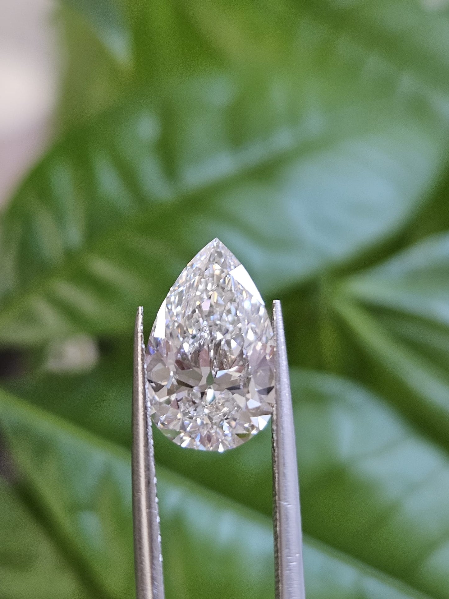 IGI 3.06CT PEAR F VVS2