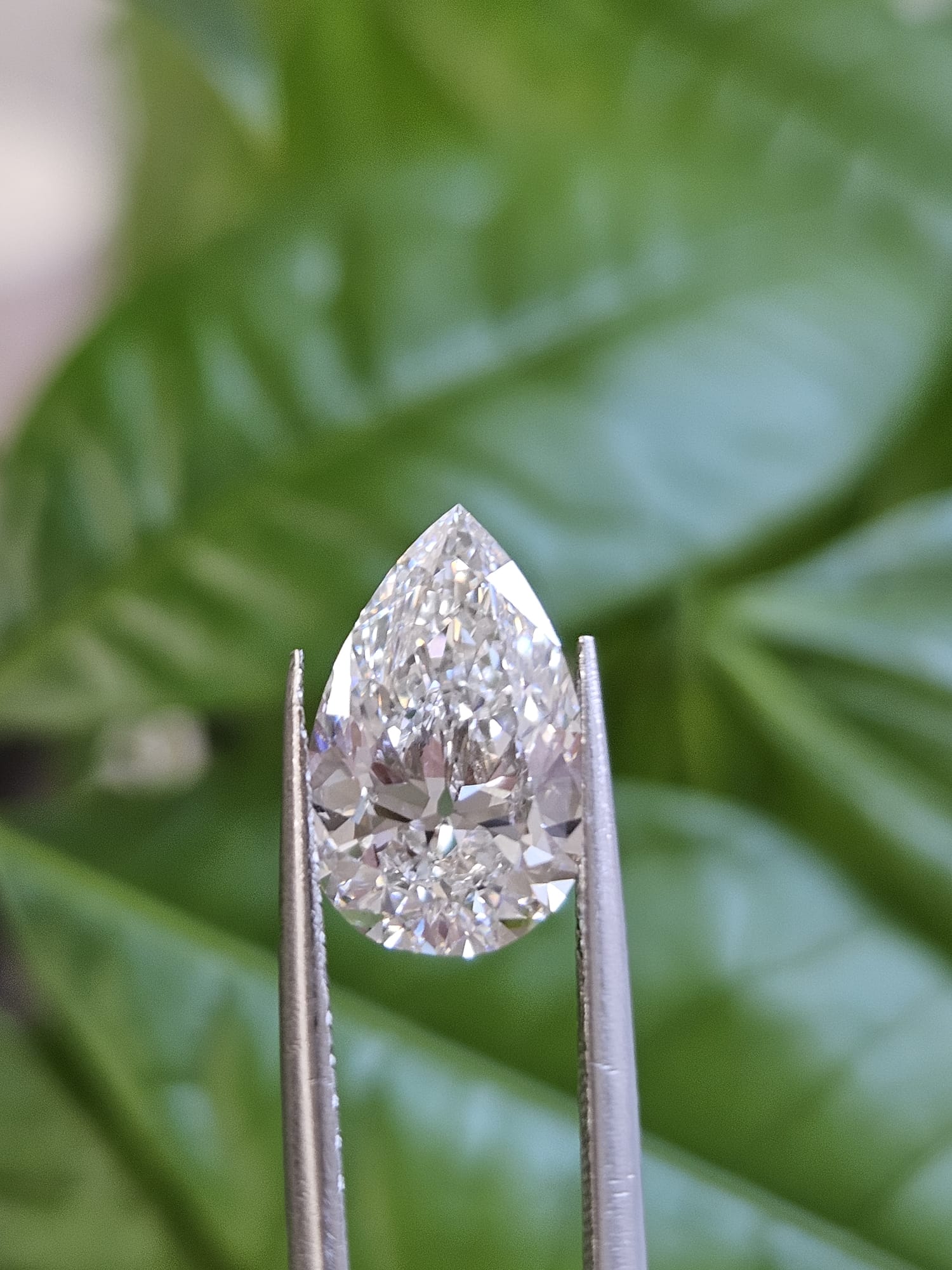 IGI 3.06CT PEAR F VVS2