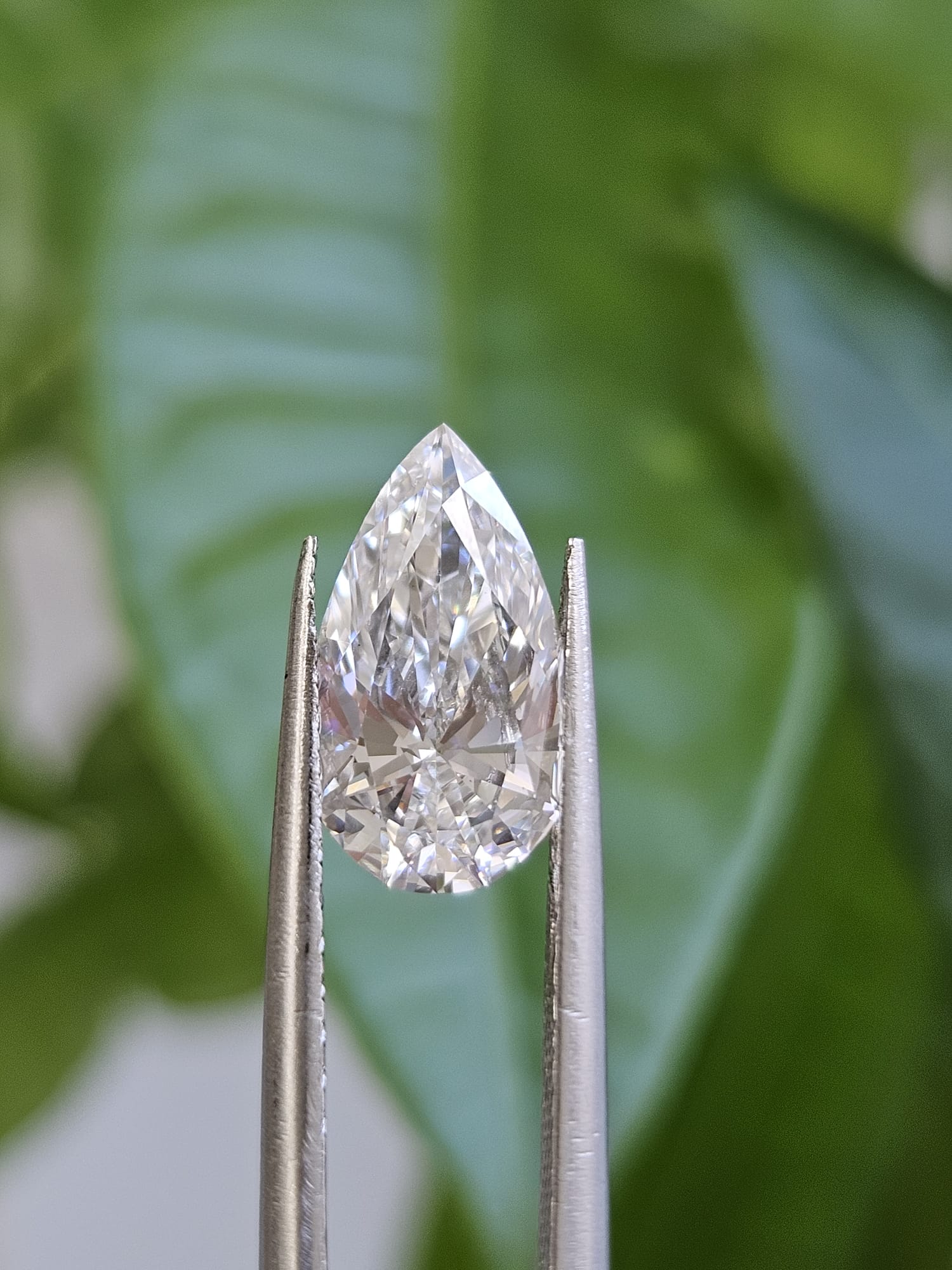 IGI 2.05CT PEAR E VS1