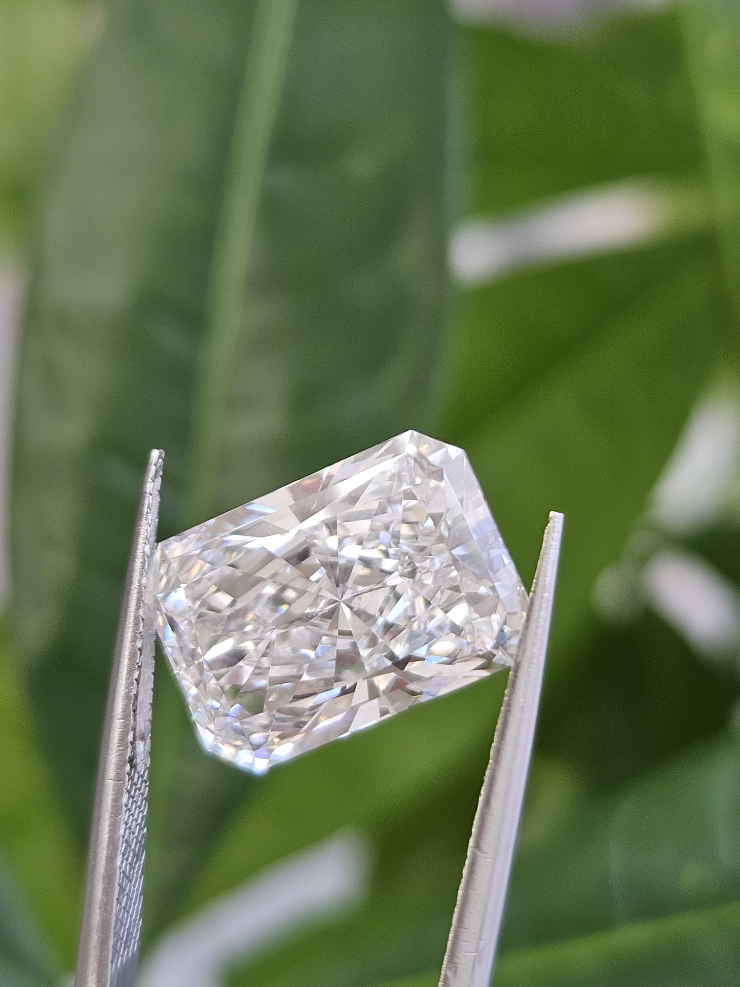 IGI 6.05CT RADIANT G VVS2