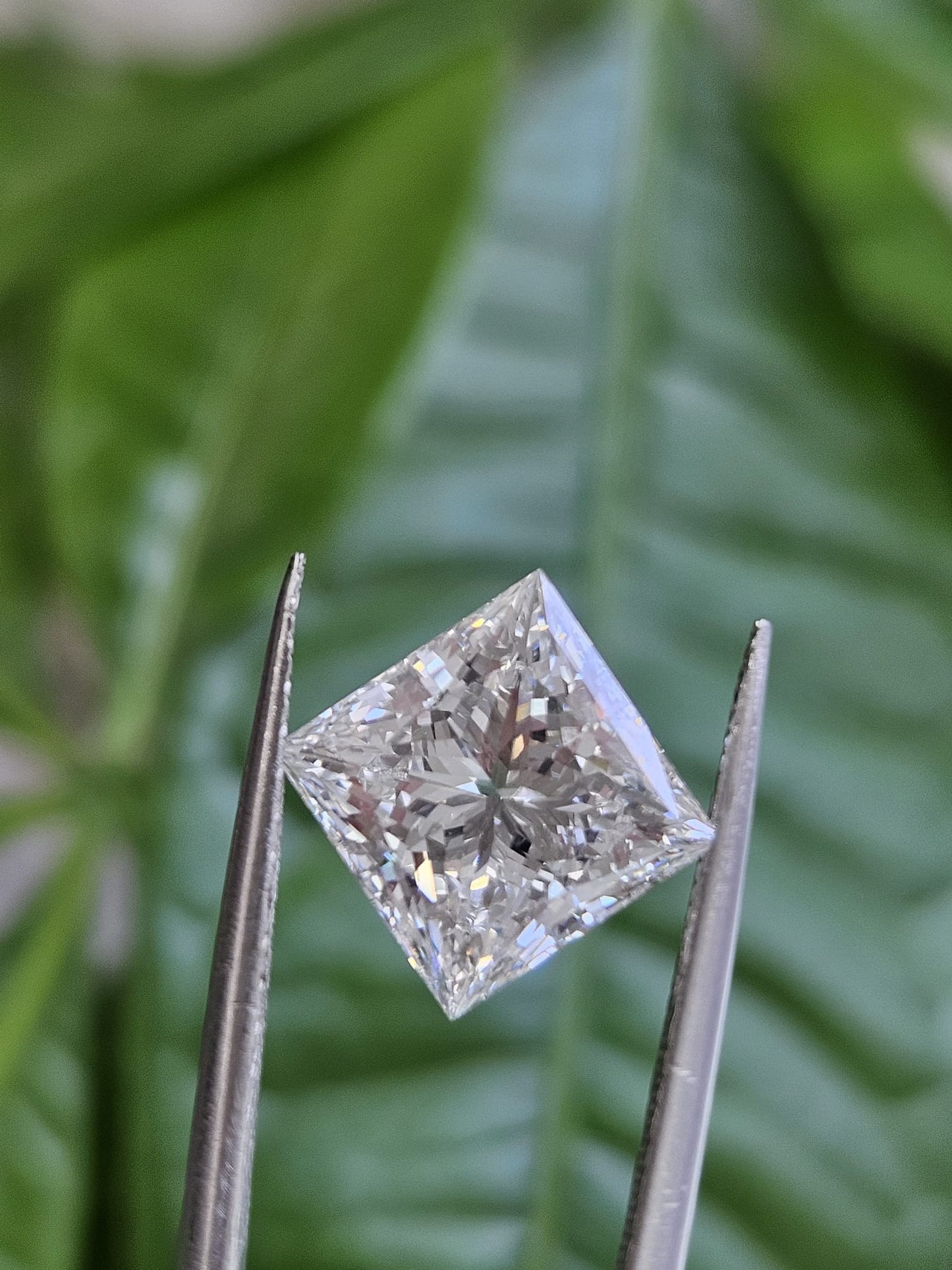 IGI 3.80CT PRINCESS G VVS2