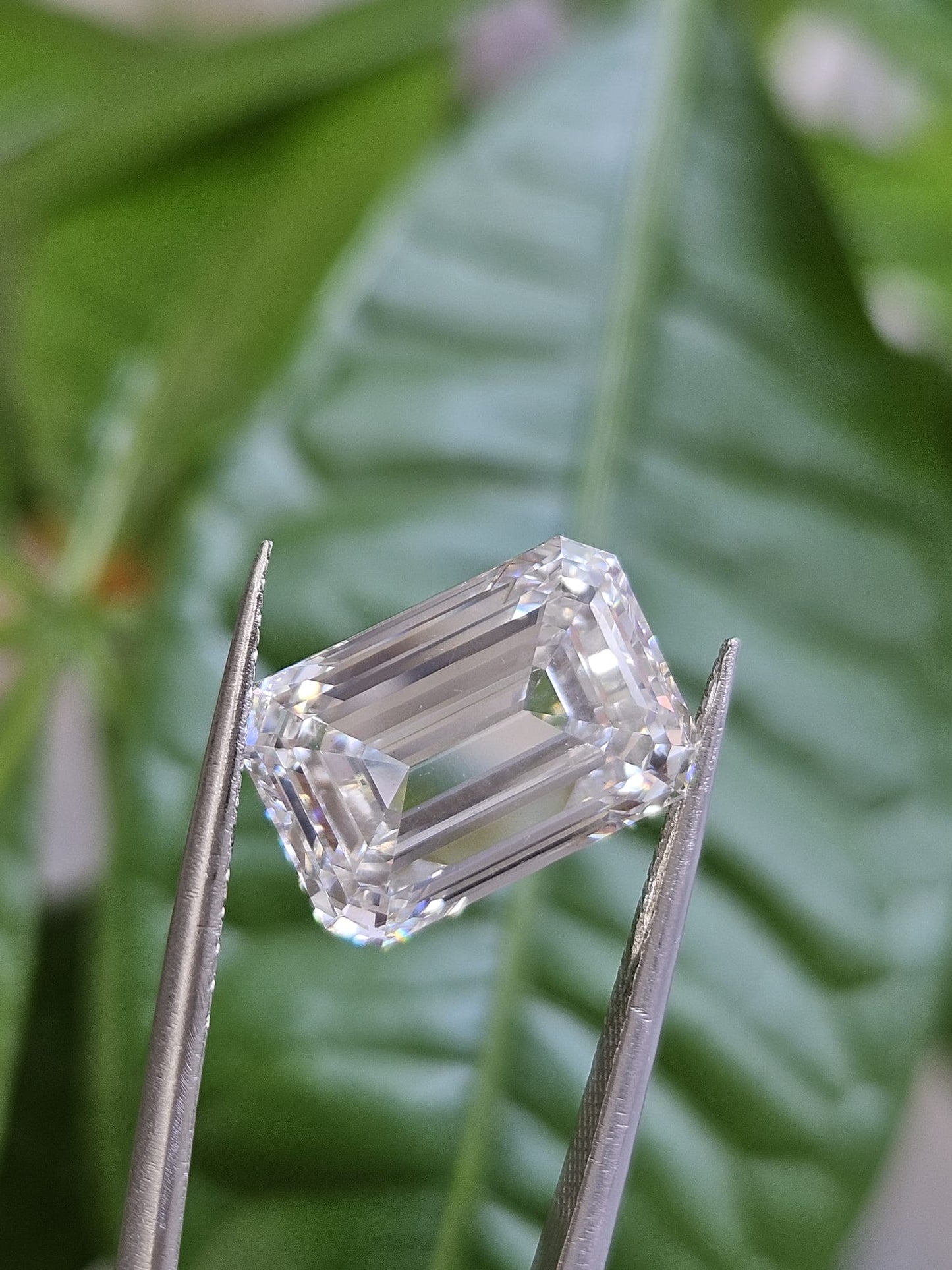 IGI 7.52CT EMERALD G VS1