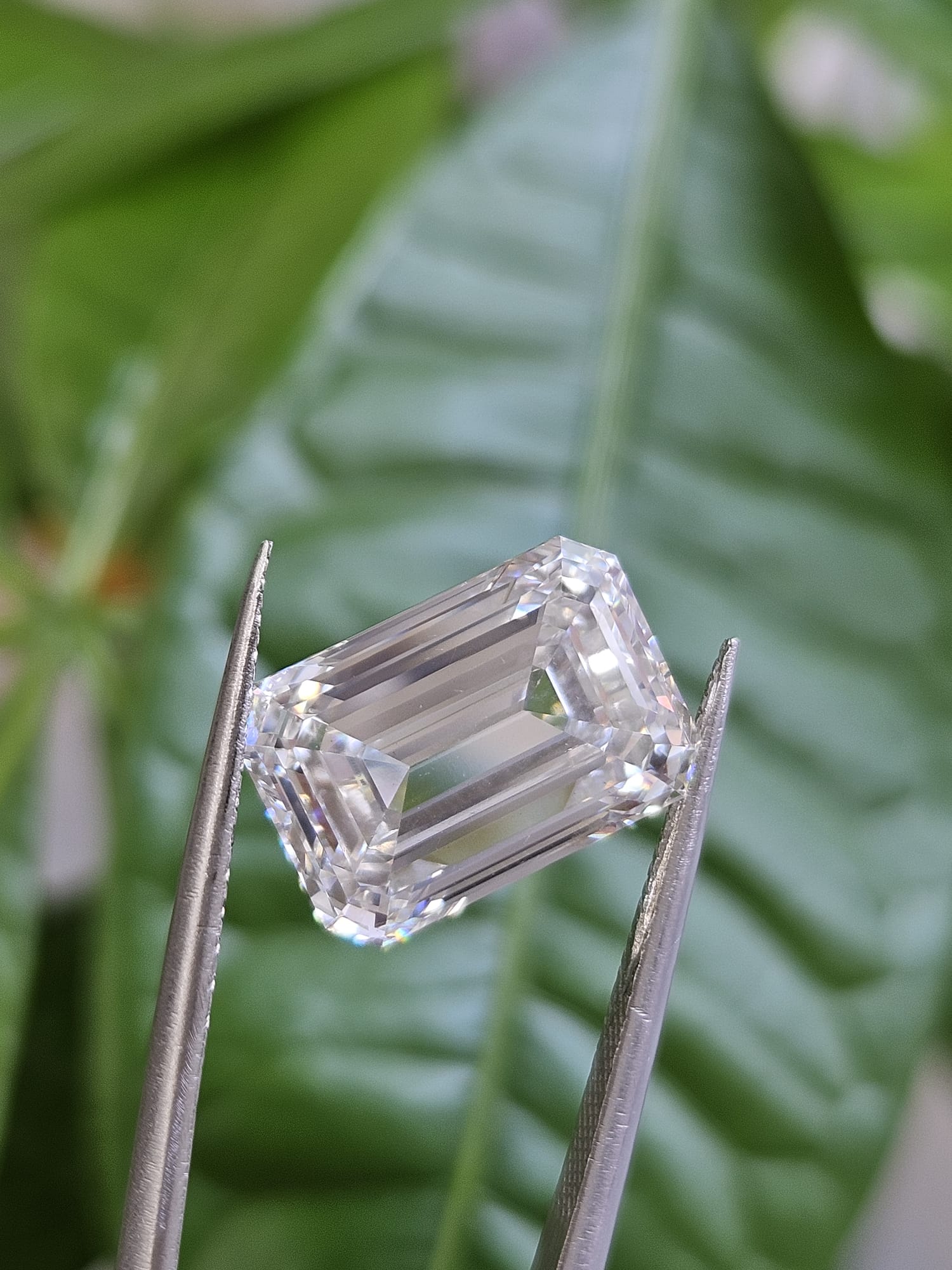 IGI 7.52CT EMERALD G VS1
