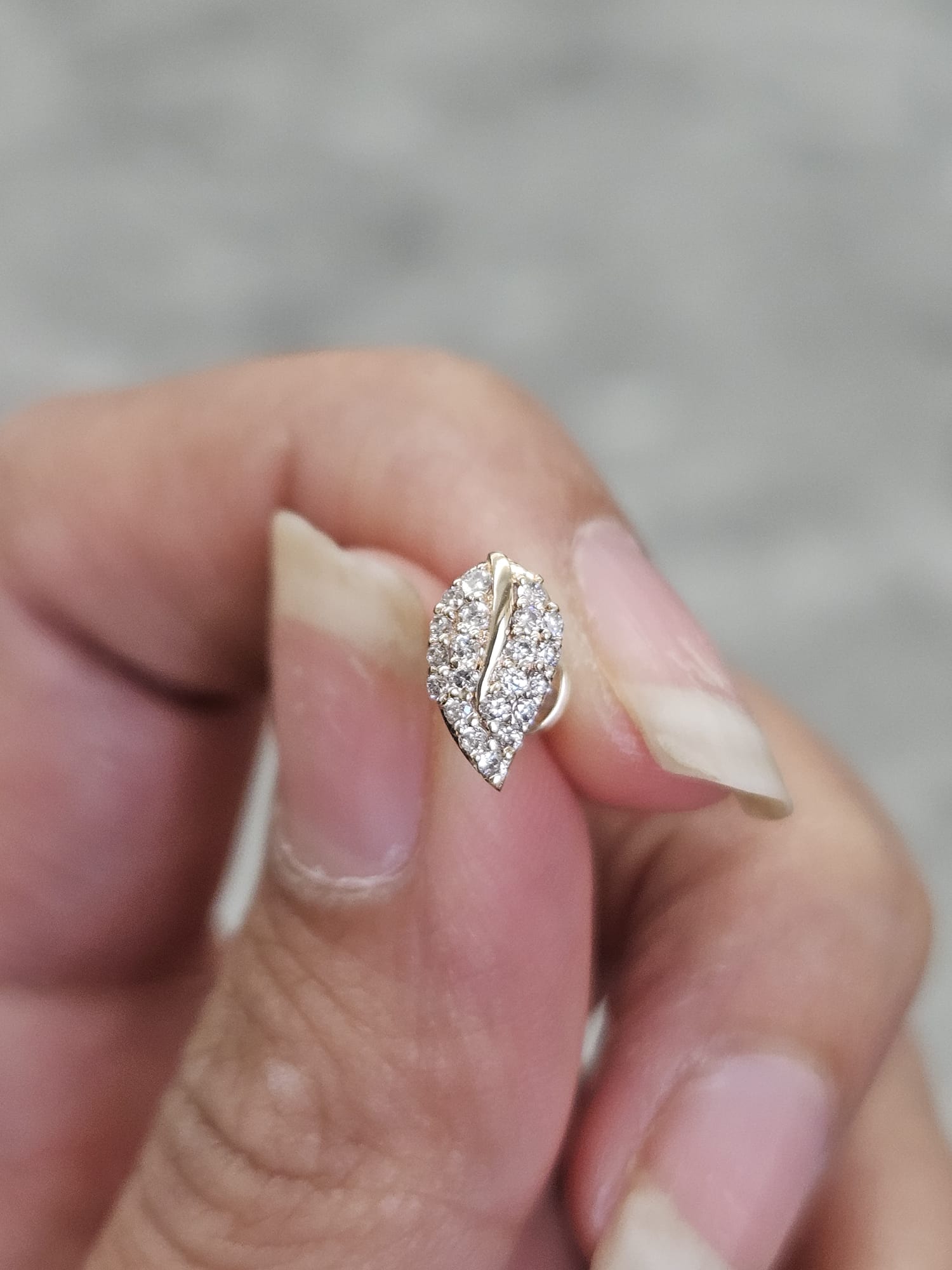 0.08ct Yellow Gold Lab Diamond Earring