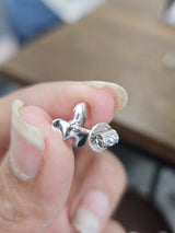 0.16ct White Gold Flower Earring