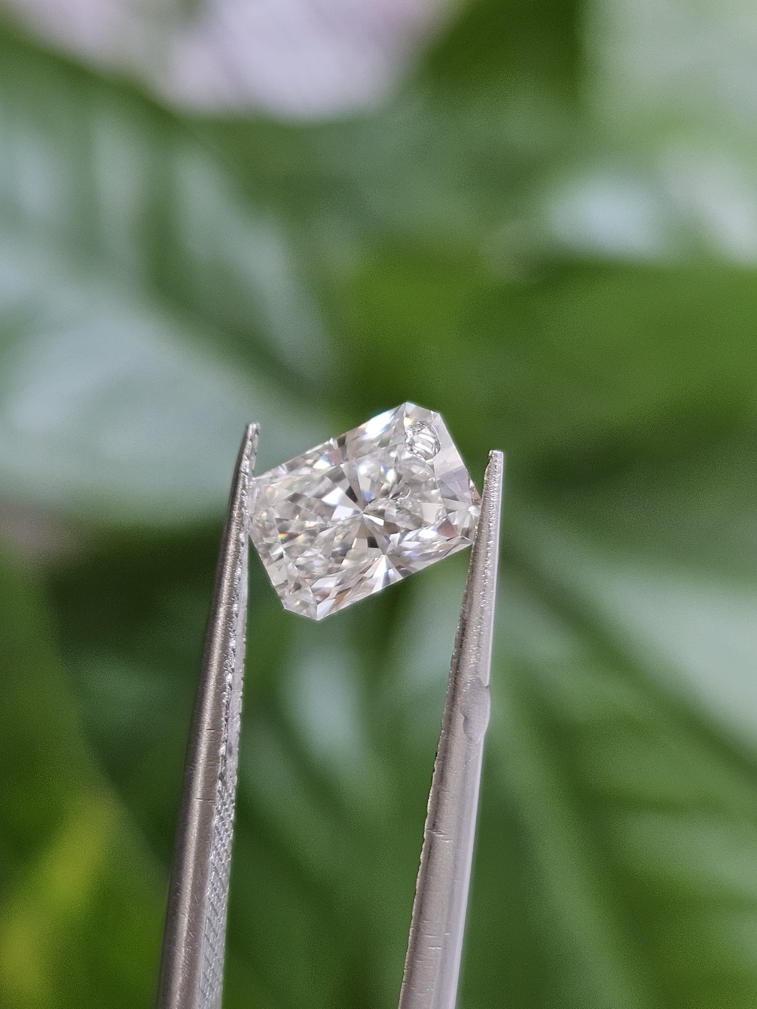 IGI 1.03CT RADIANT F VS1