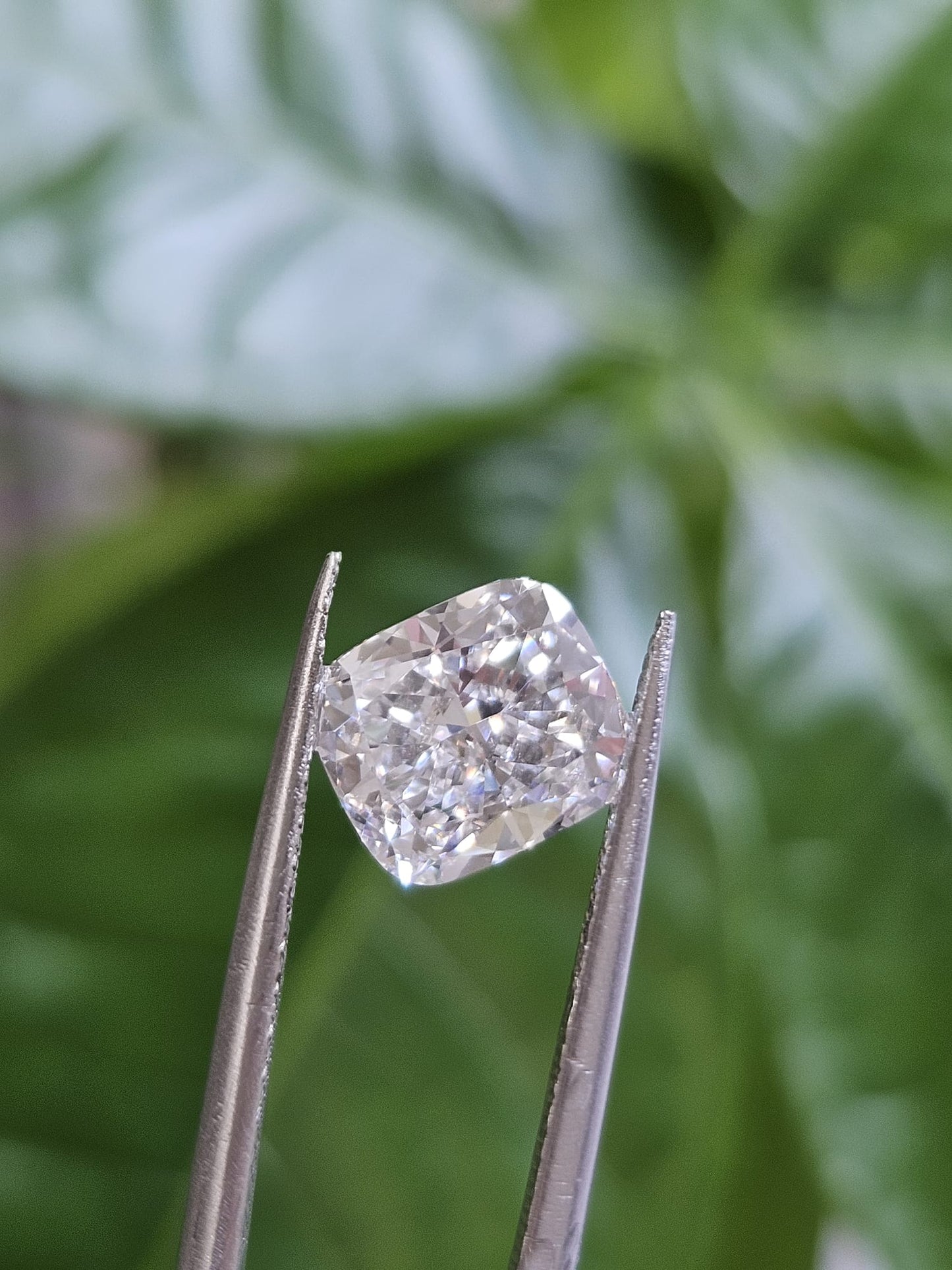 IGI 2.01CT CUSHION D VS2