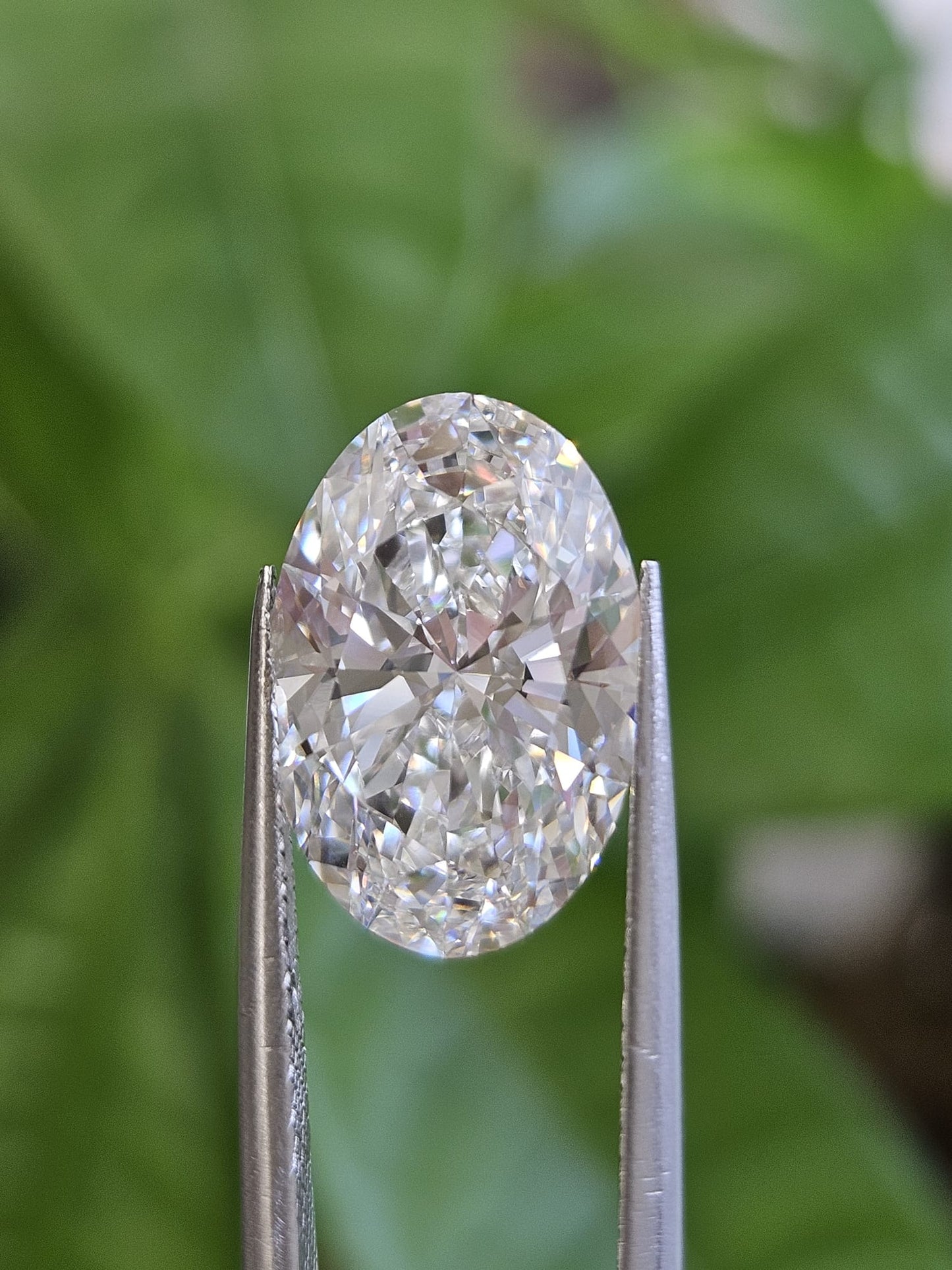 IGI 5.09CT OVAL F VVS2