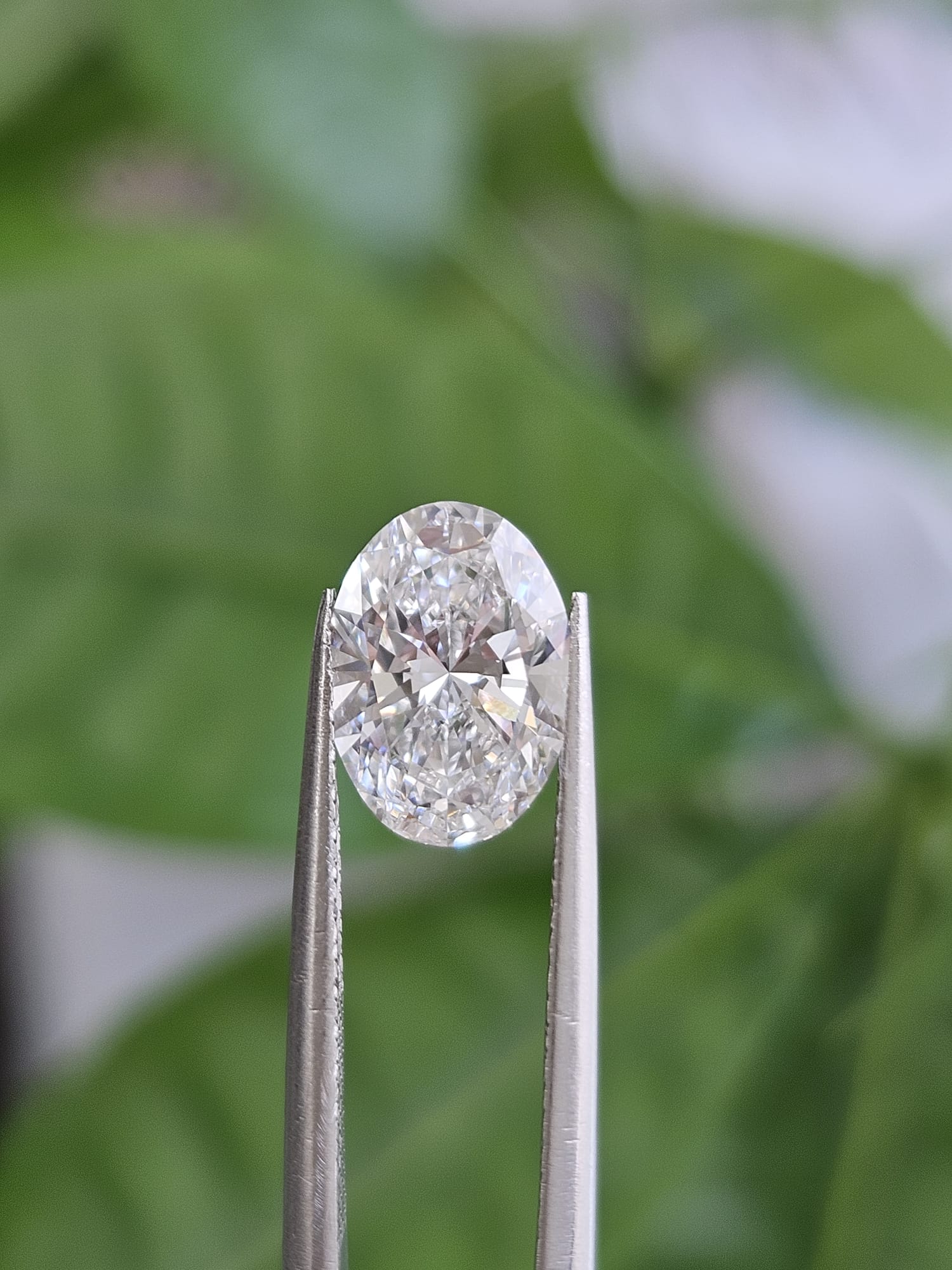 IGI 2.00CT OVAL E VVS2