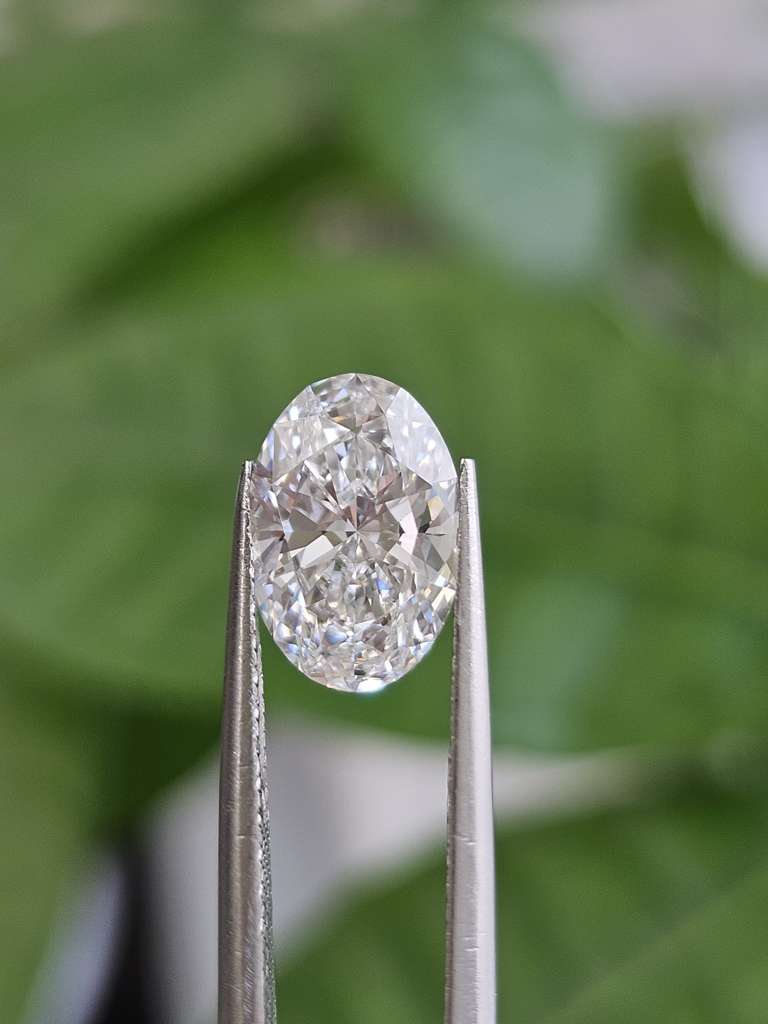 IGI 2.03CT OVAL D VVS2