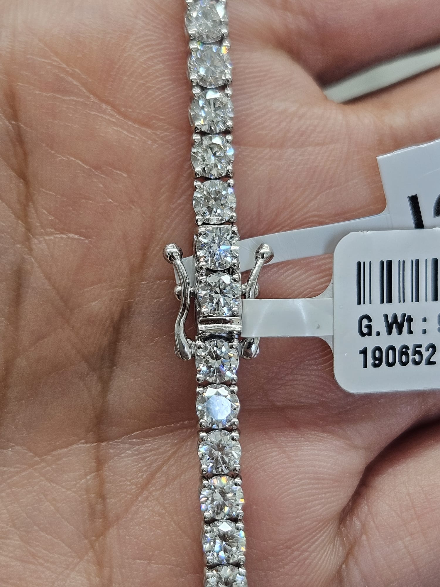 IGI 7.12ct White Gold Lab Diamond 7" Bracelet
