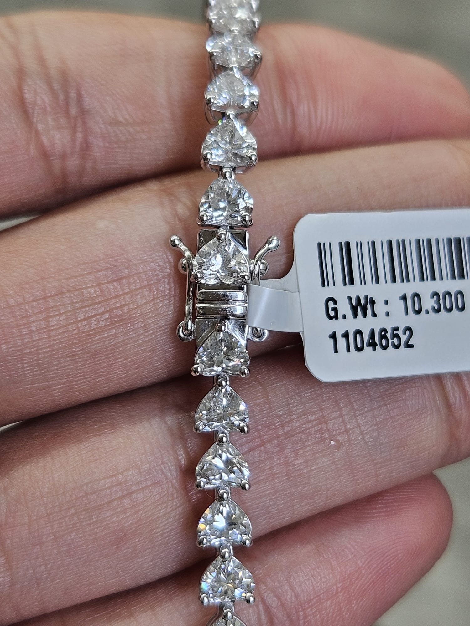 IDT 7.84ct White Gold 3 Prong Heart Shape Lab Diamond 7" Tennis Bracelet