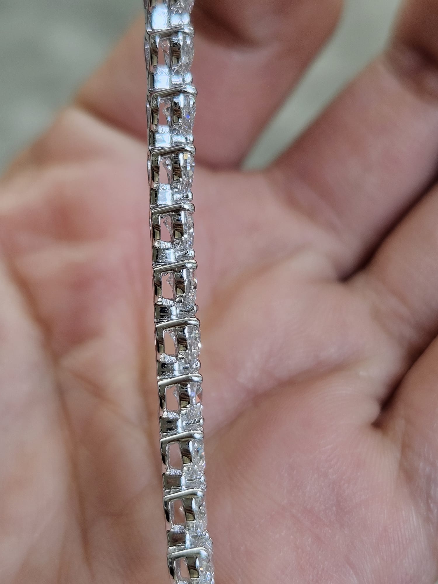 IDT 7.84ct White Gold 3 Prong Heart Shape Lab Diamond 7" Tennis Bracelet