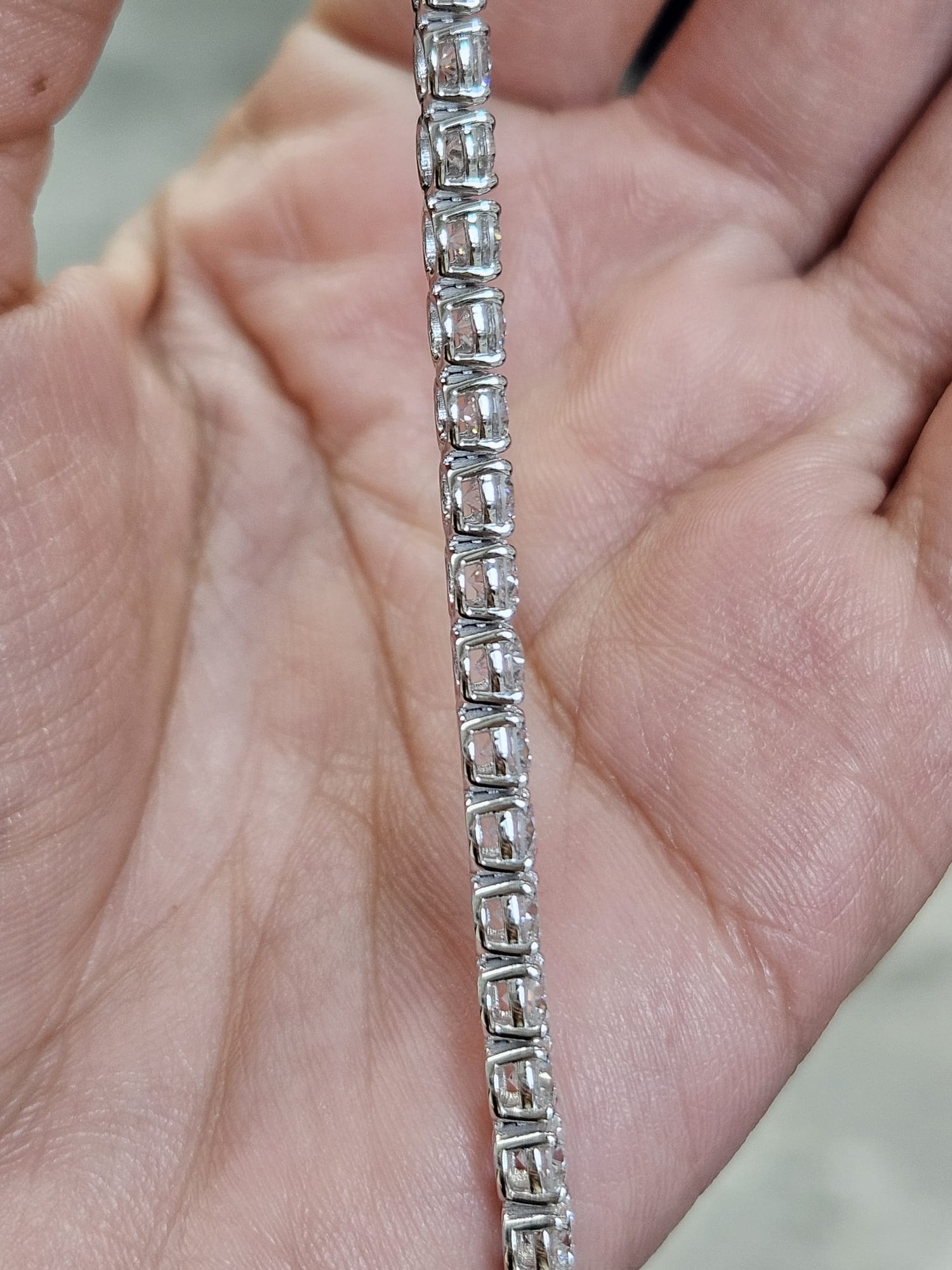 IGI 8.42ct White Gold Lab Diamond 7" Tennis Bracelet