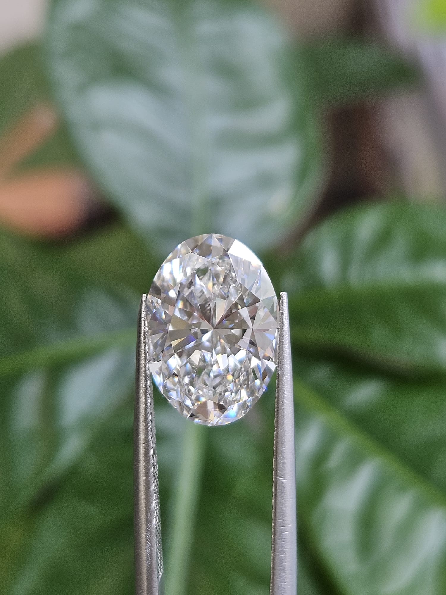 IGI 4.05CT OVAL D VVS2