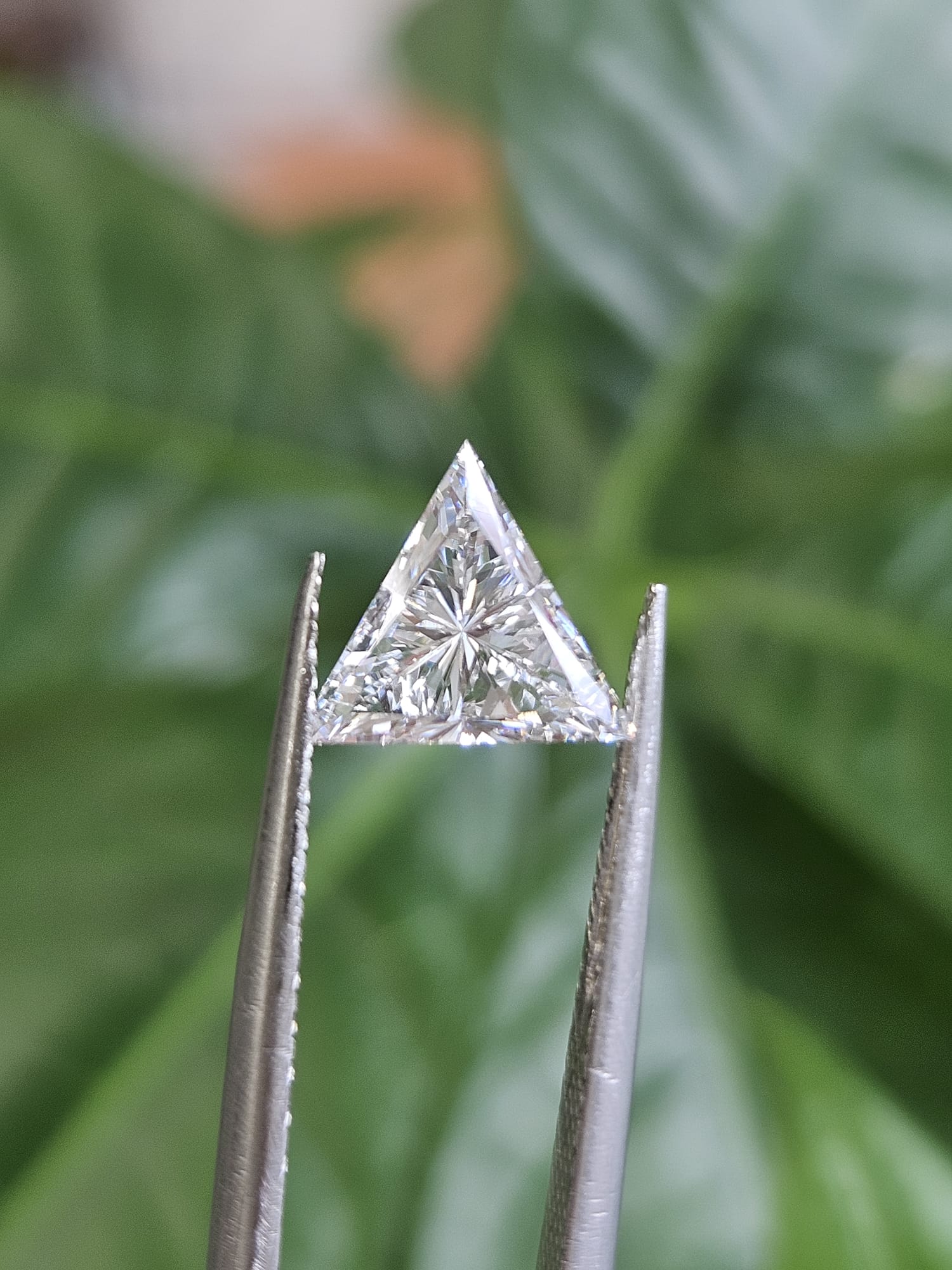 IGI 1.08CT TRIANGLE D VVS2
