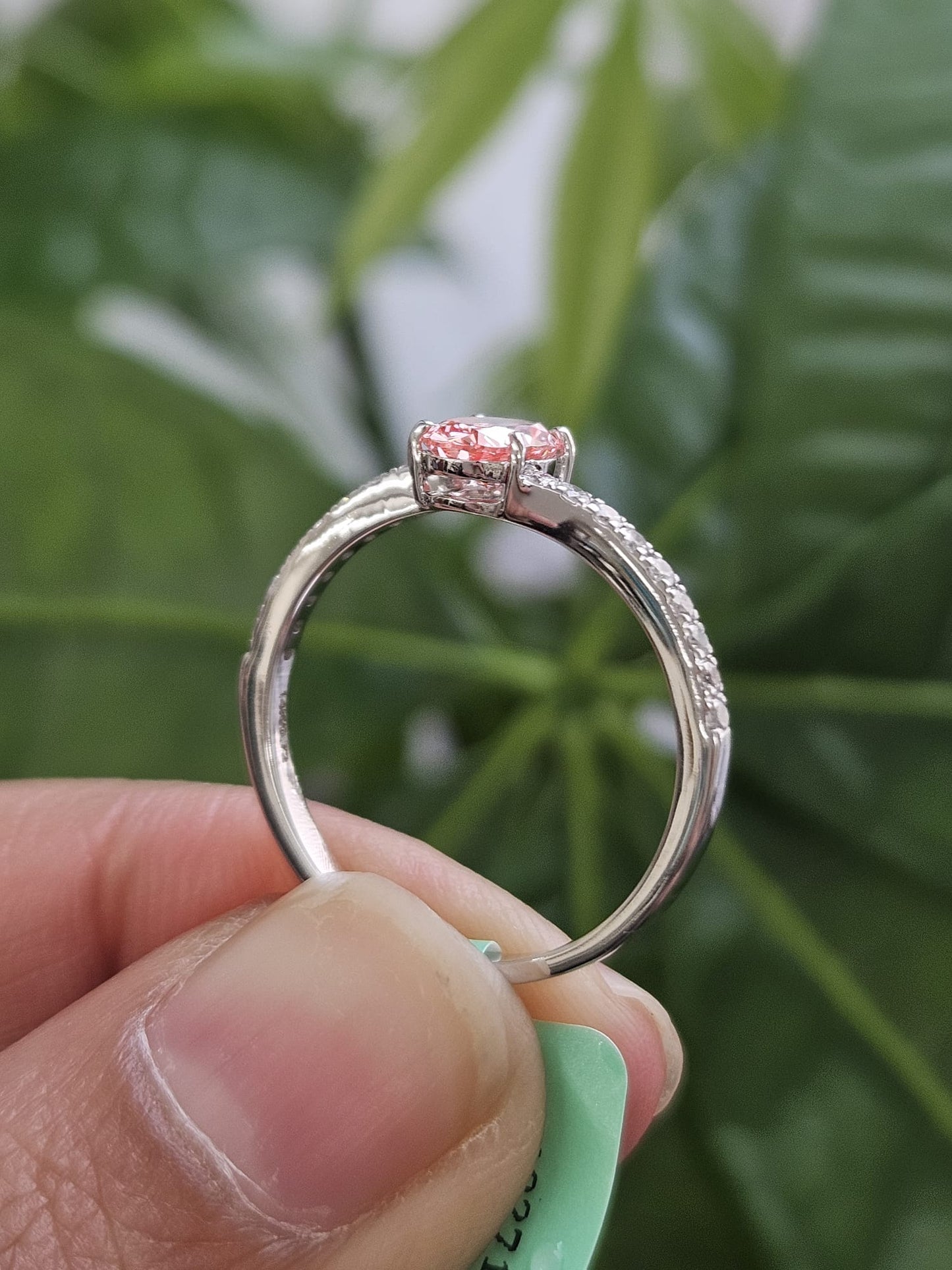 0.72ct White Gold Oval Pink Lab Diamond Ring